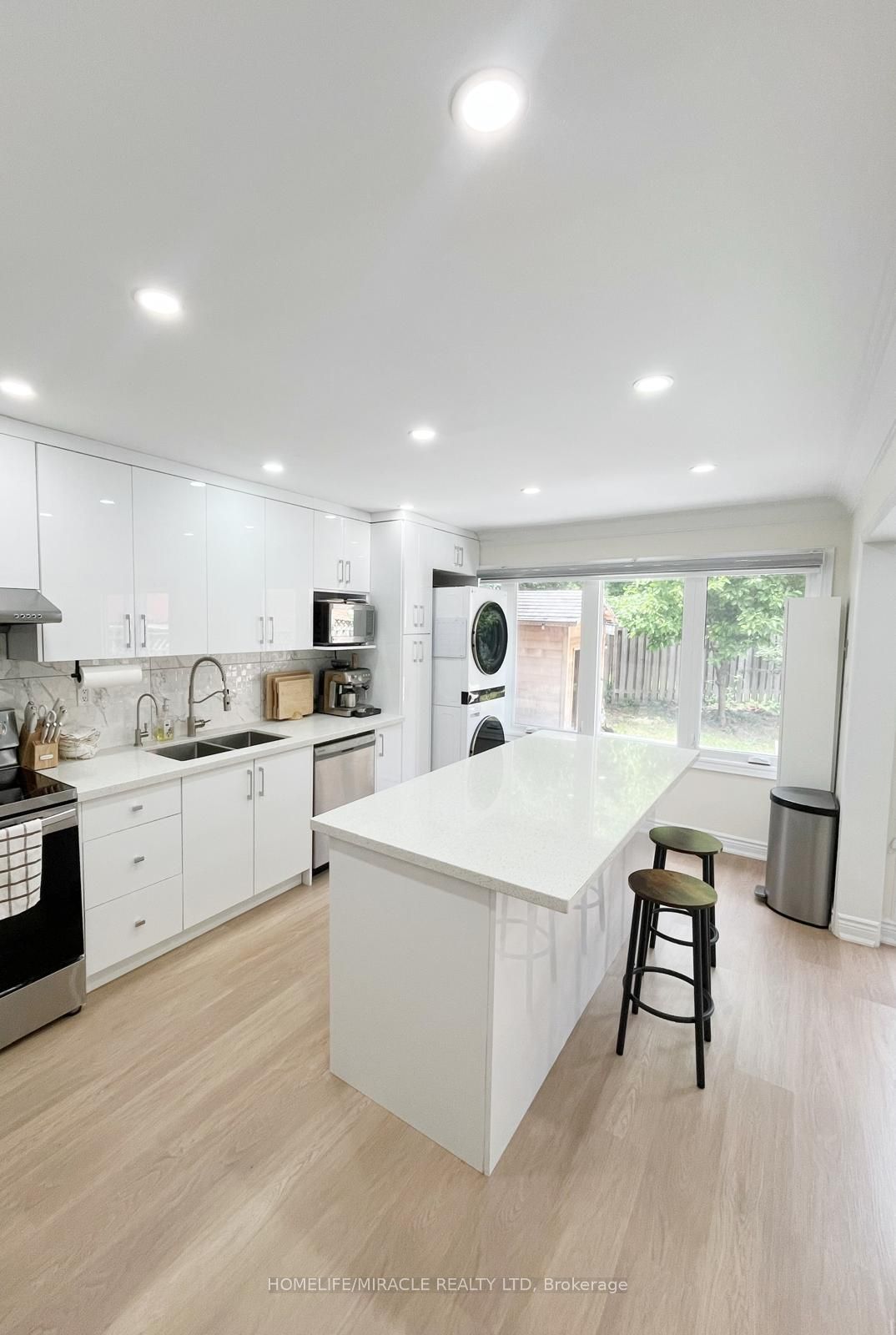 MLS #W12387242 image #3