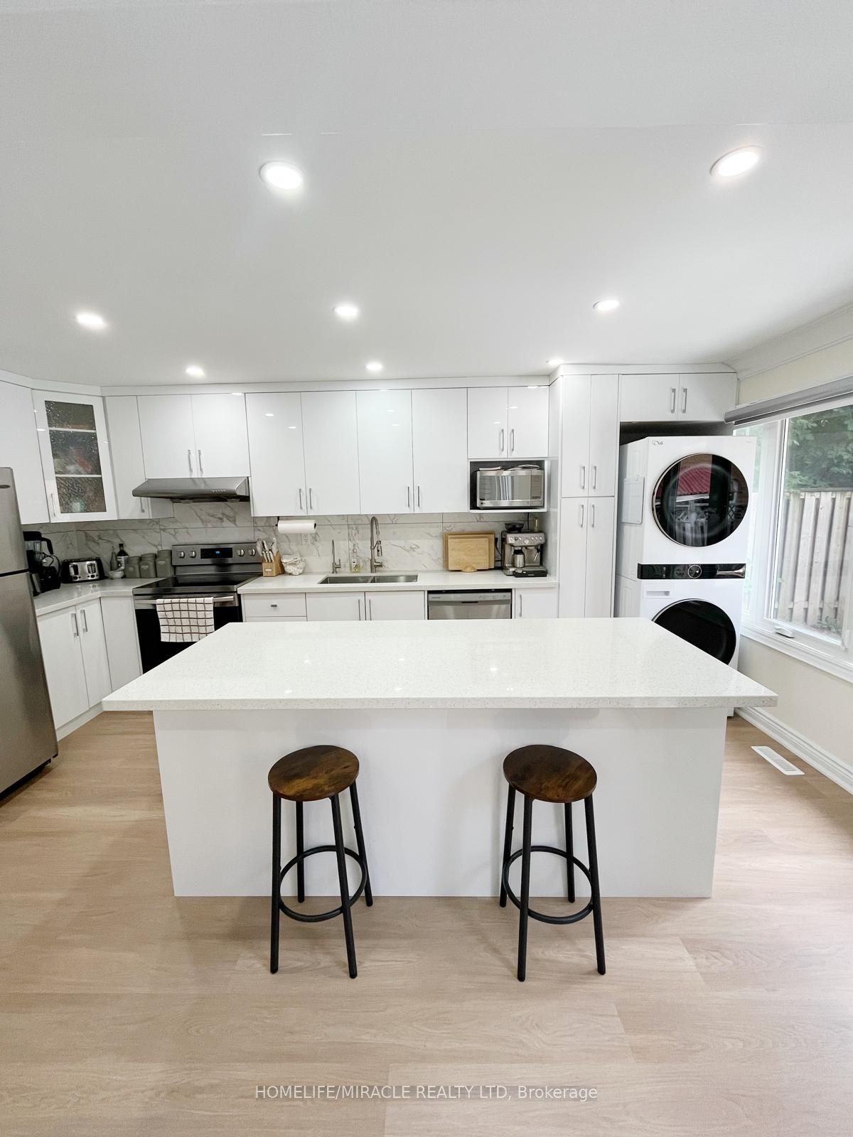 MLS #W12387242 image #4