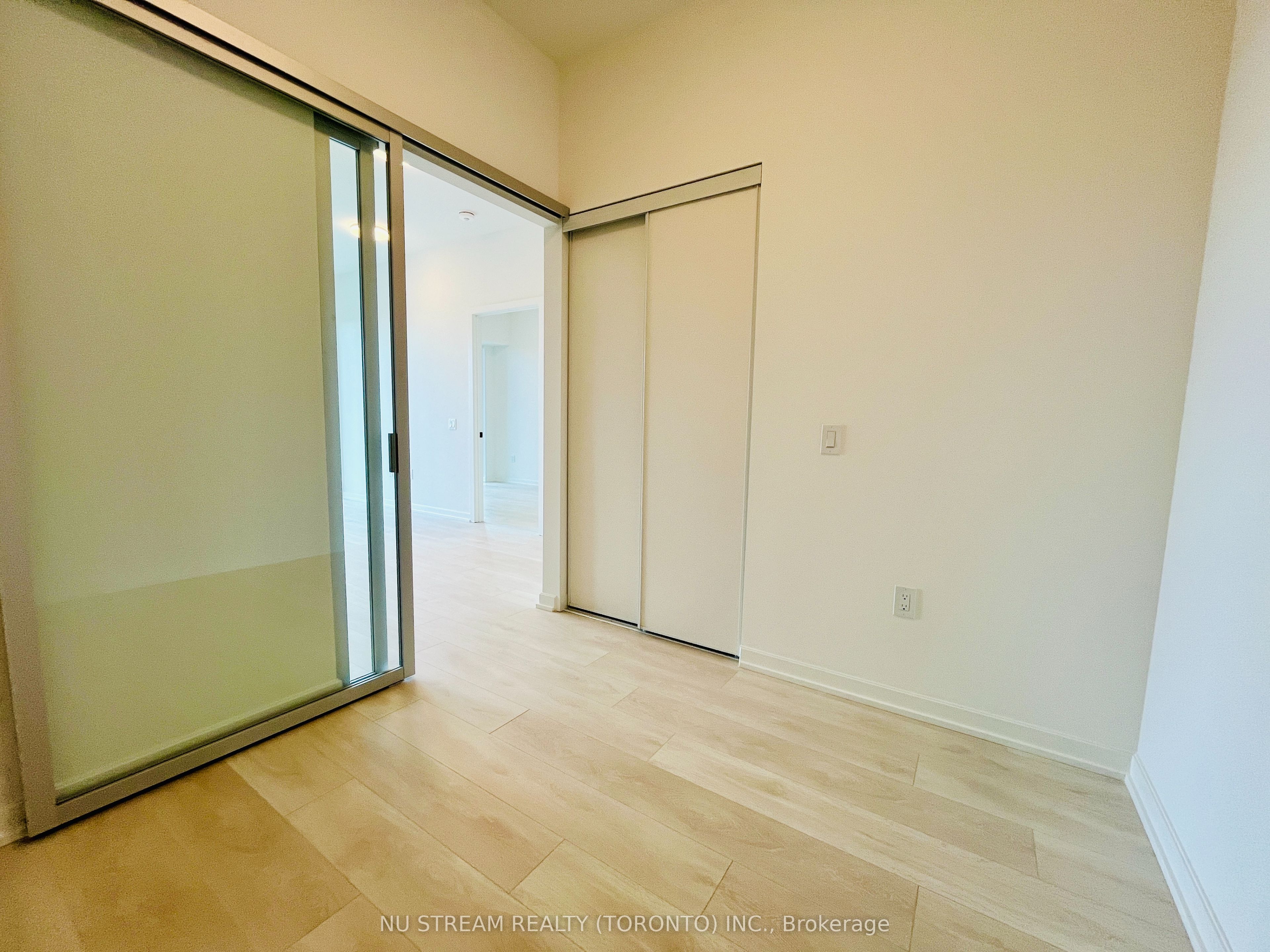 MLS #W12387255 image #12