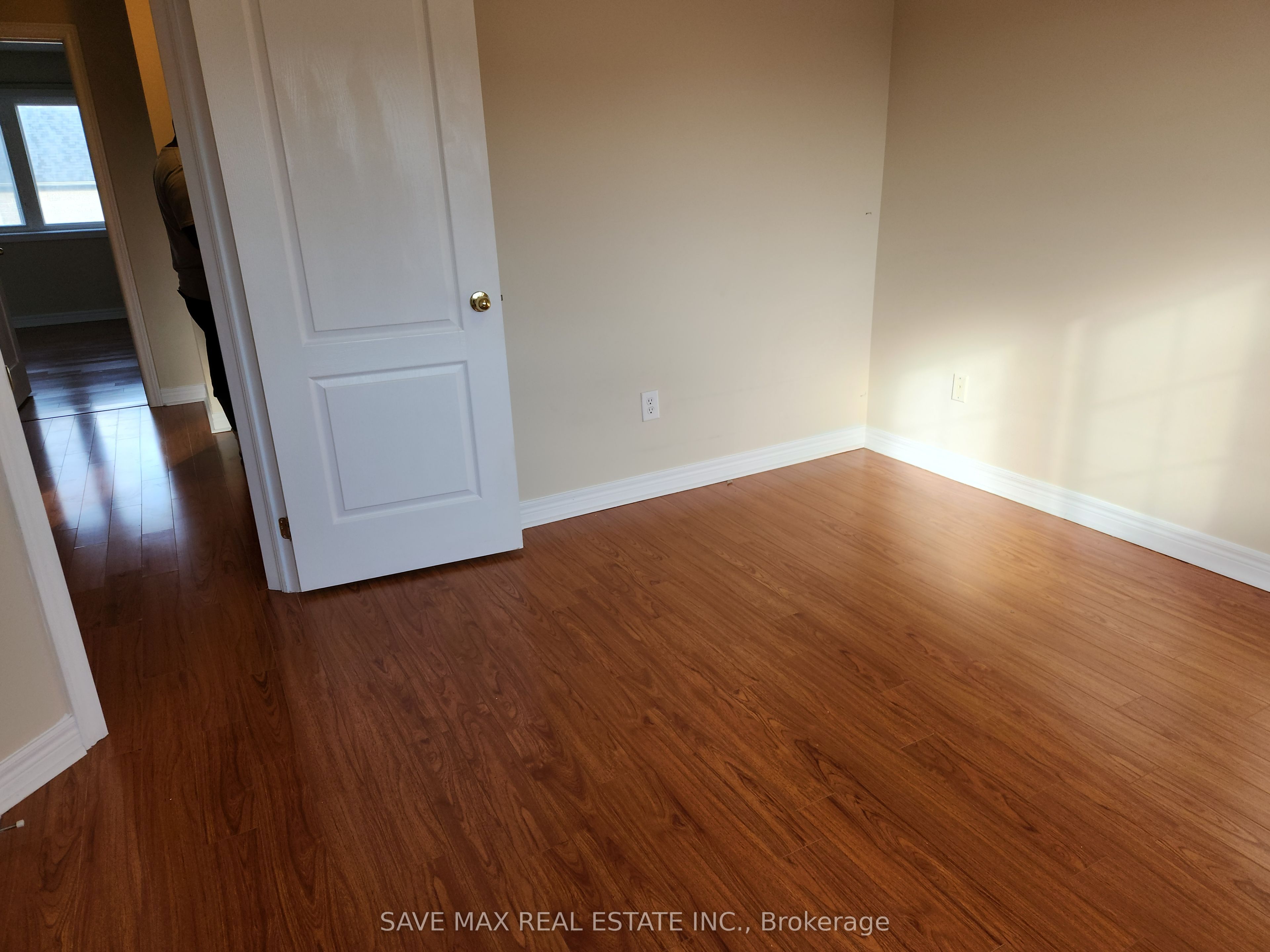 MLS #W12387268 image #4