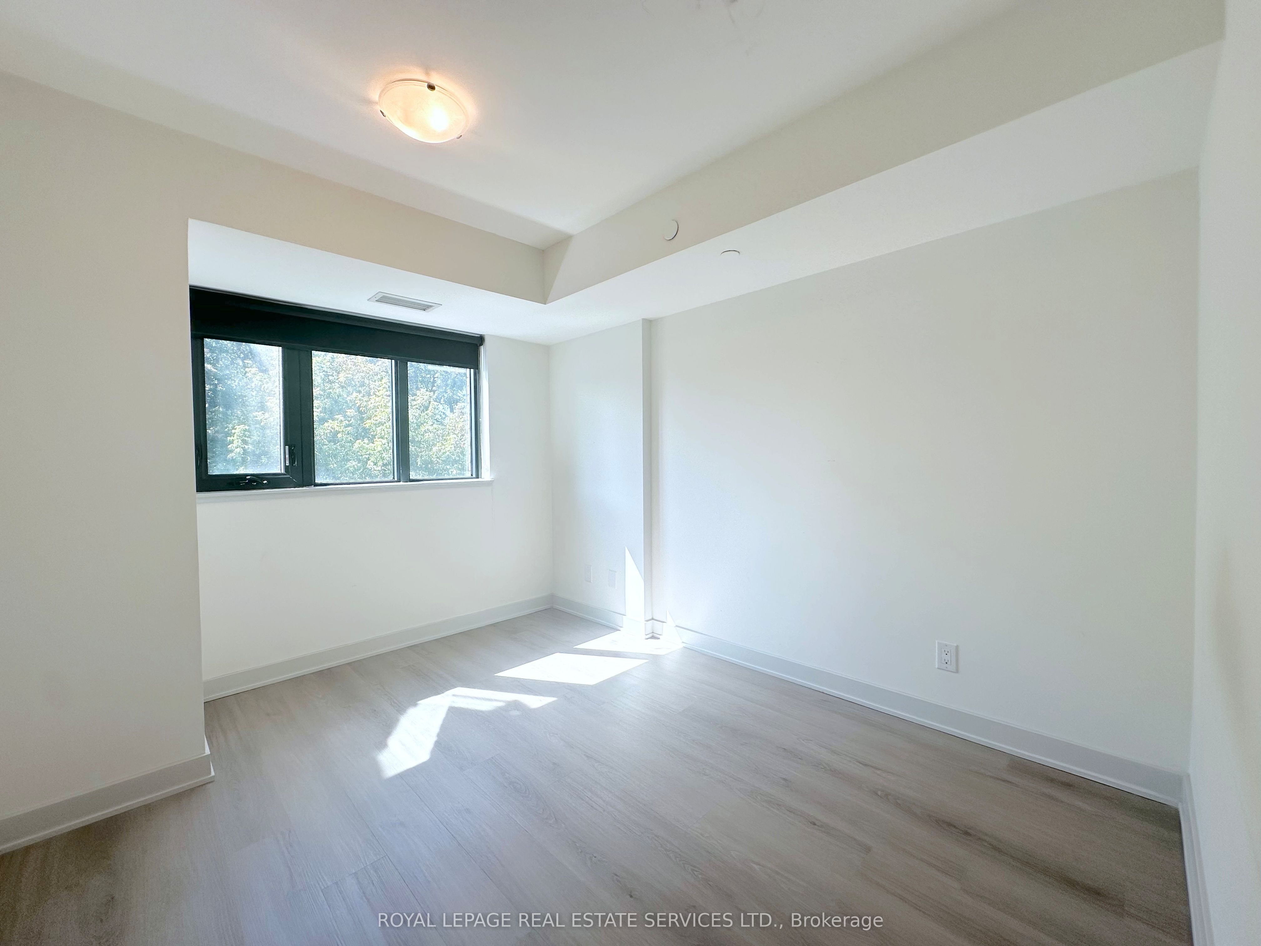 MLS #W12387586 image #11