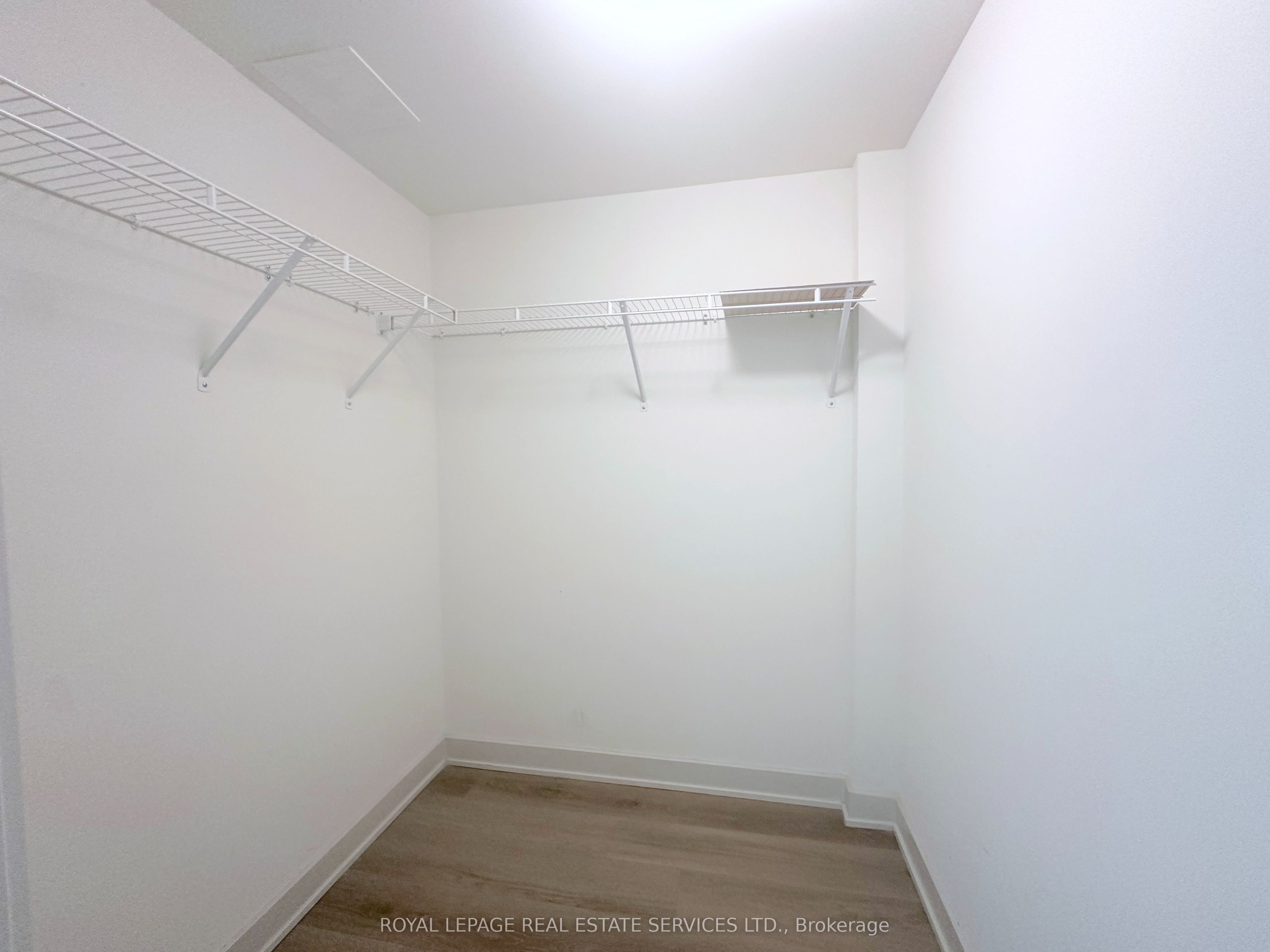 MLS #W12387586 image #13