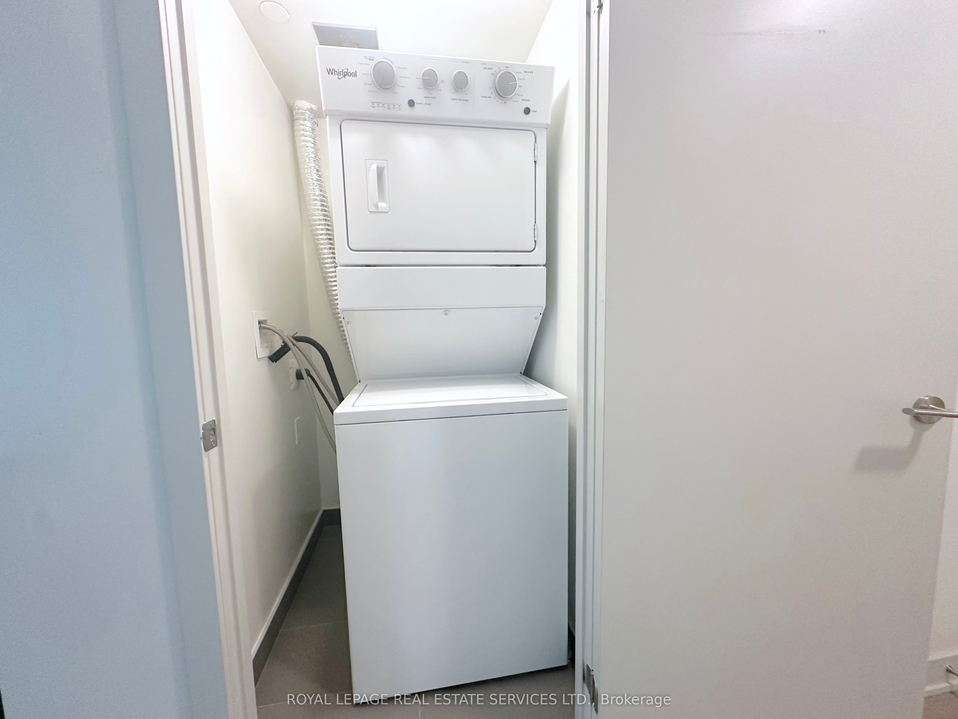 MLS #W12387586 image #17