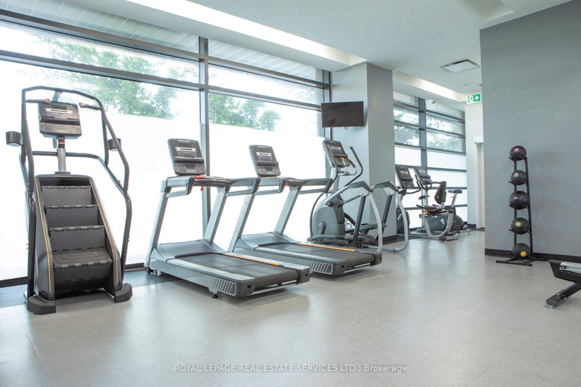 MLS #W12387586 image #18