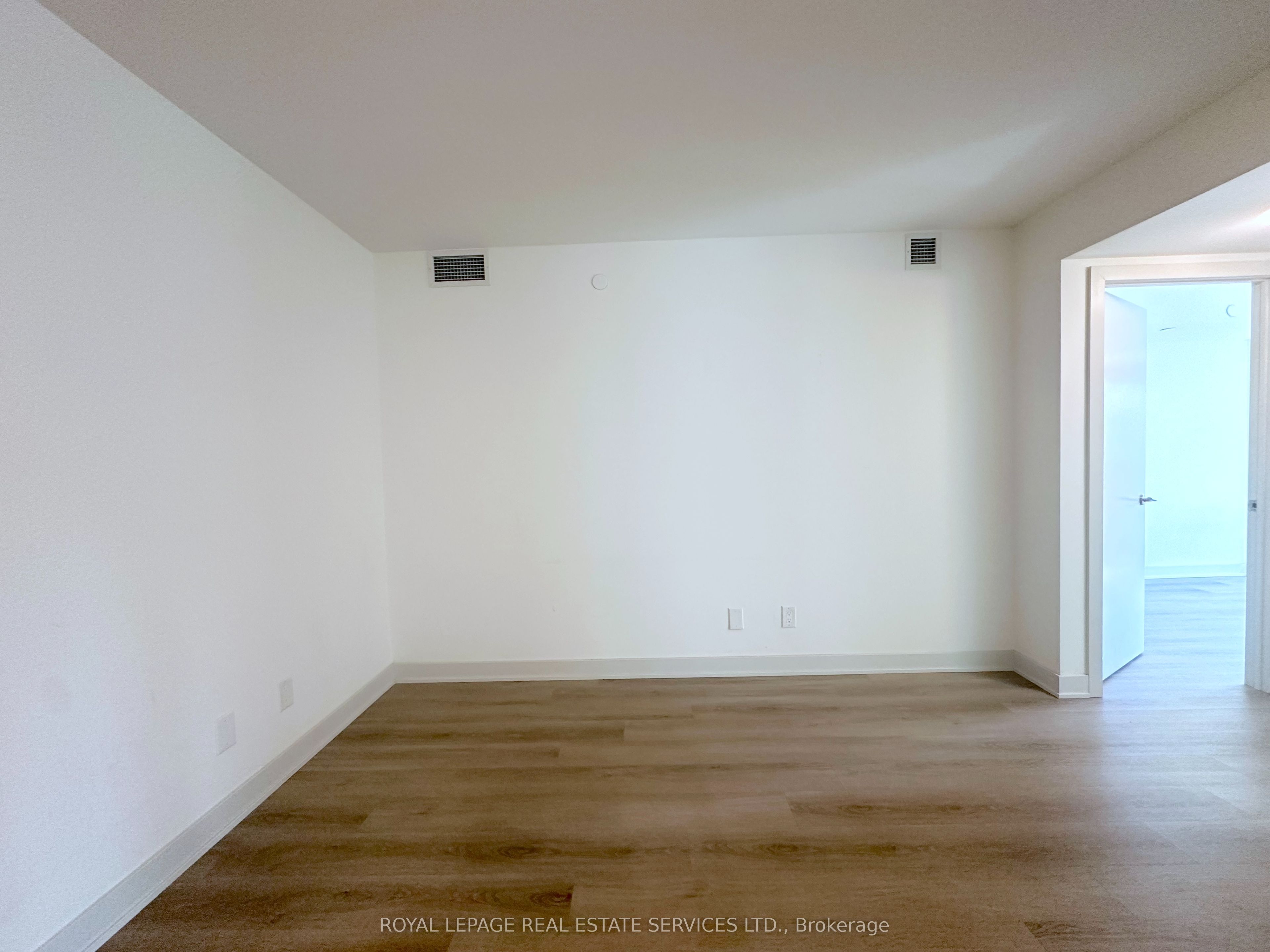 MLS #W12387586 image #4