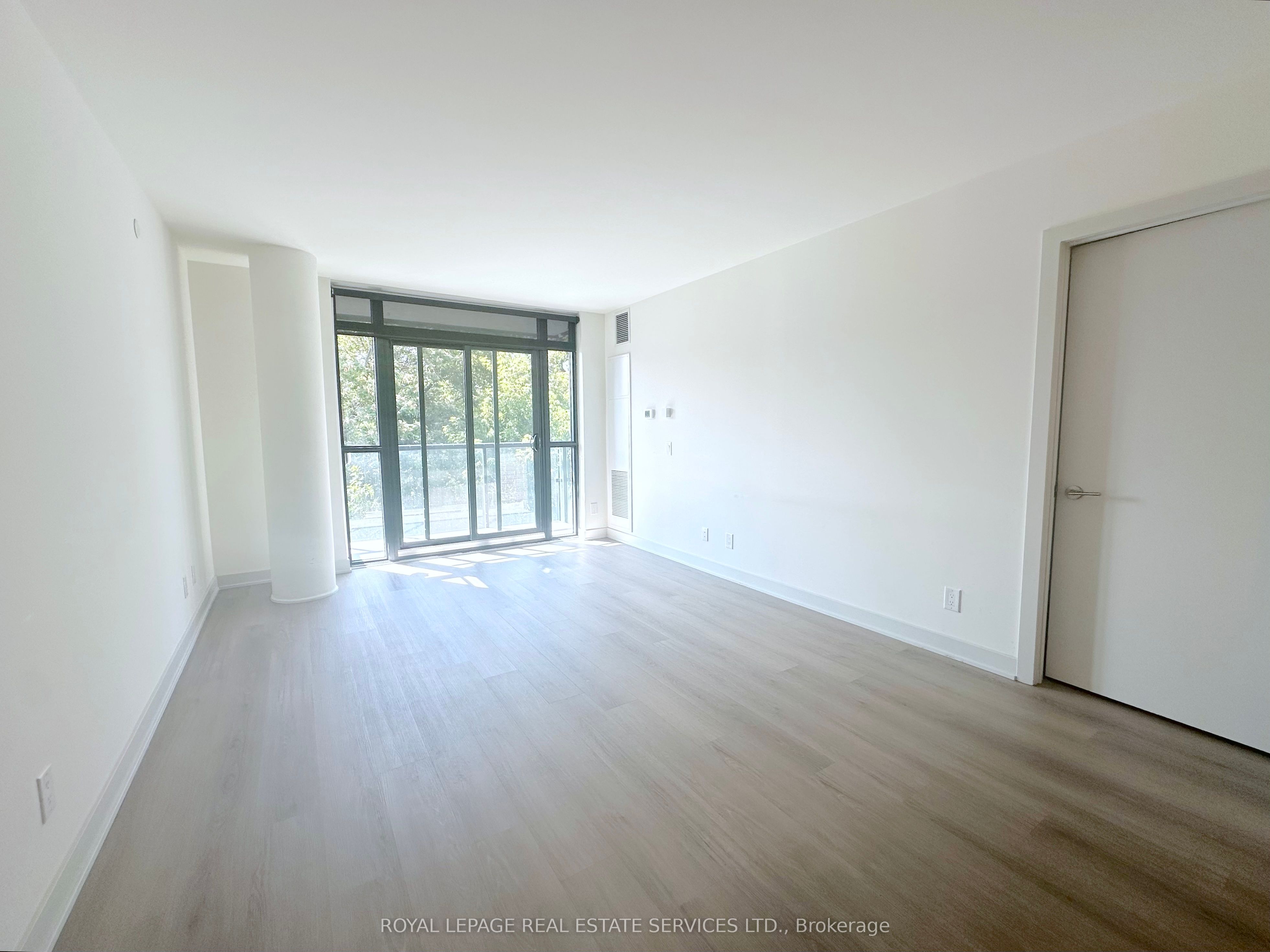 MLS #W12387586 image #6