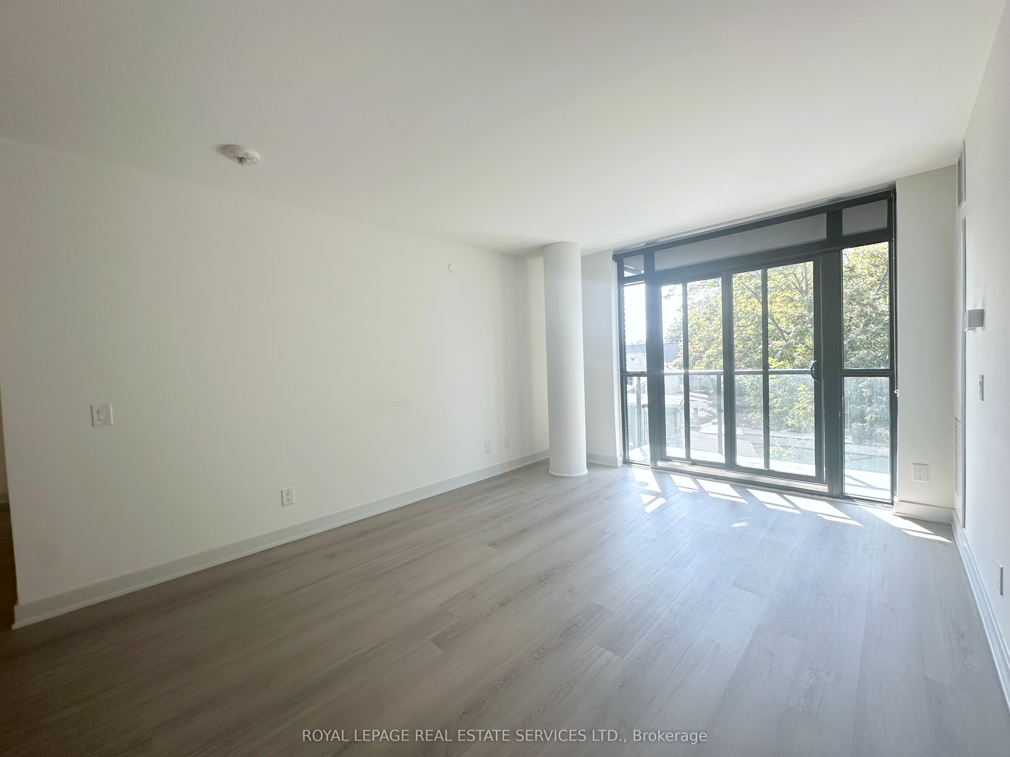 MLS #W12387586 image #7