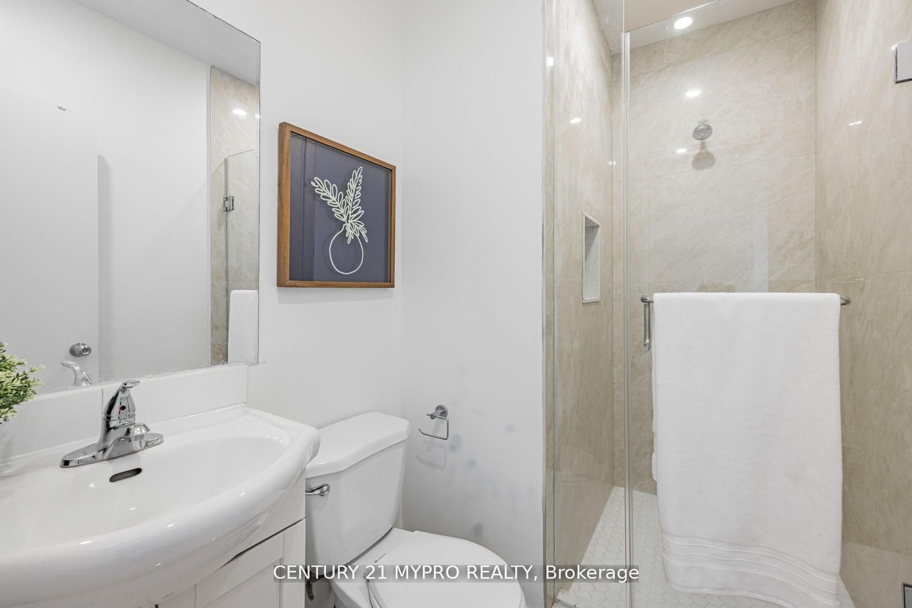 MLS #W12388056 image #17