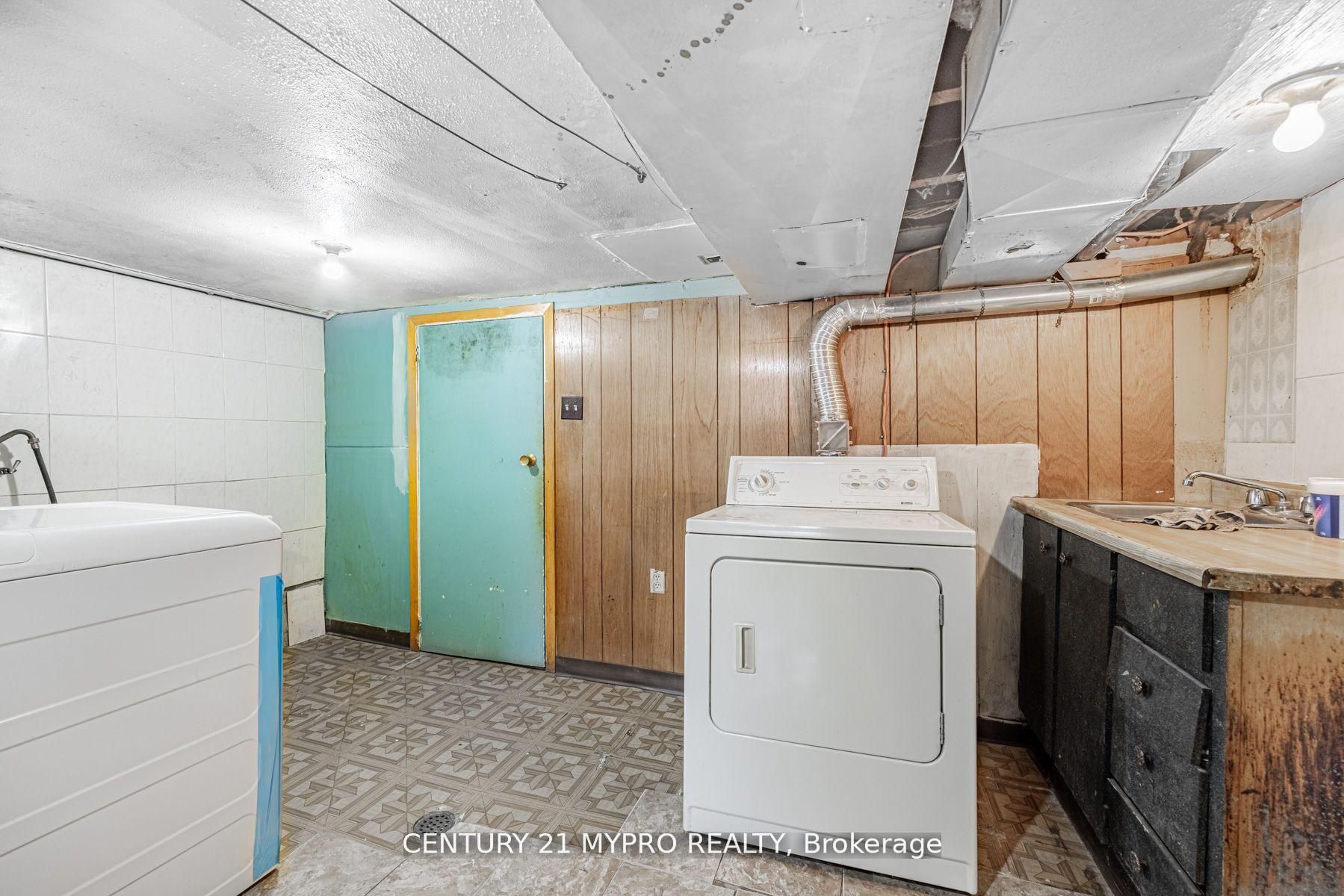 MLS #W12388056 image #25