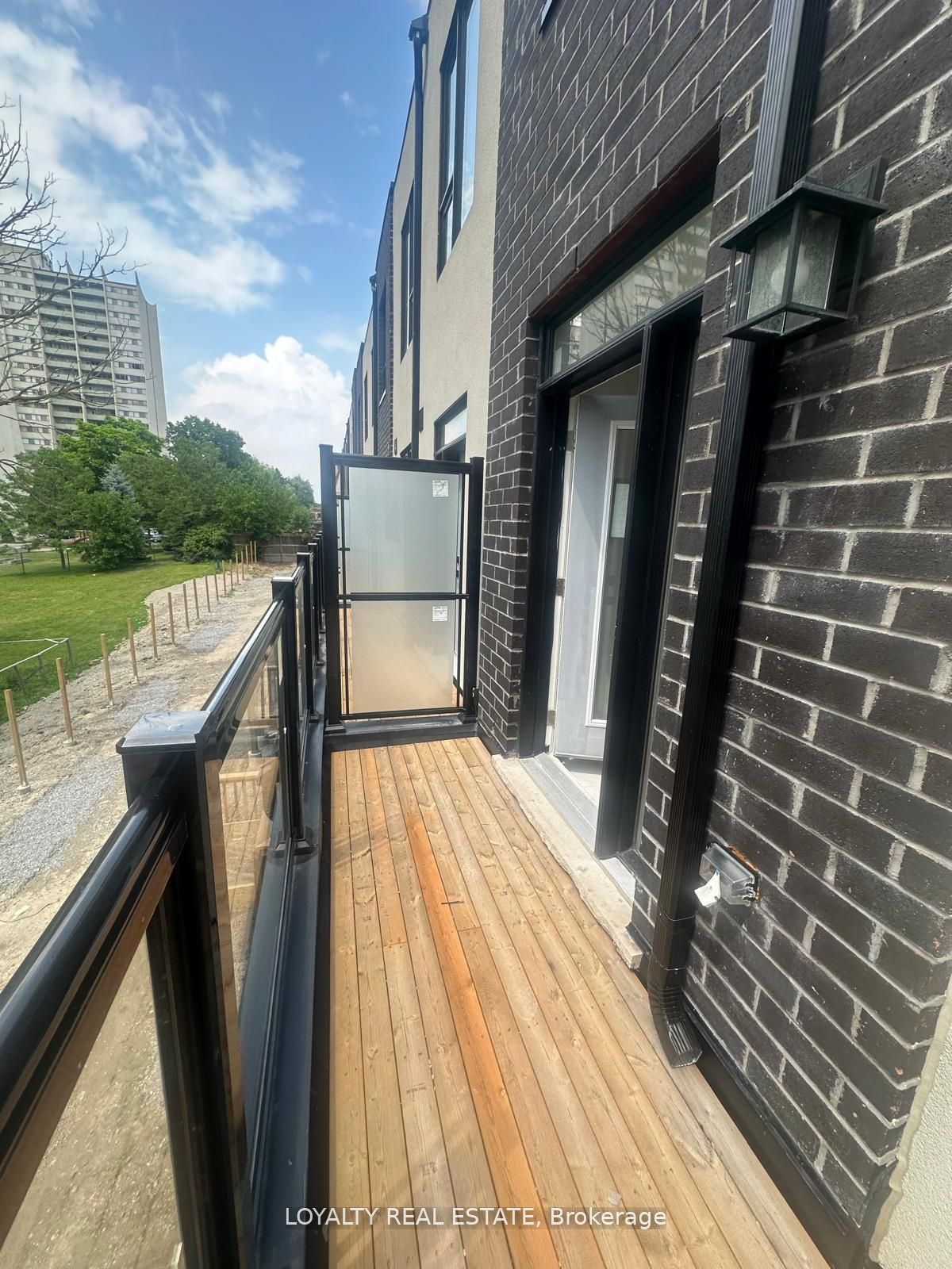 MLS #W12388101 image #7