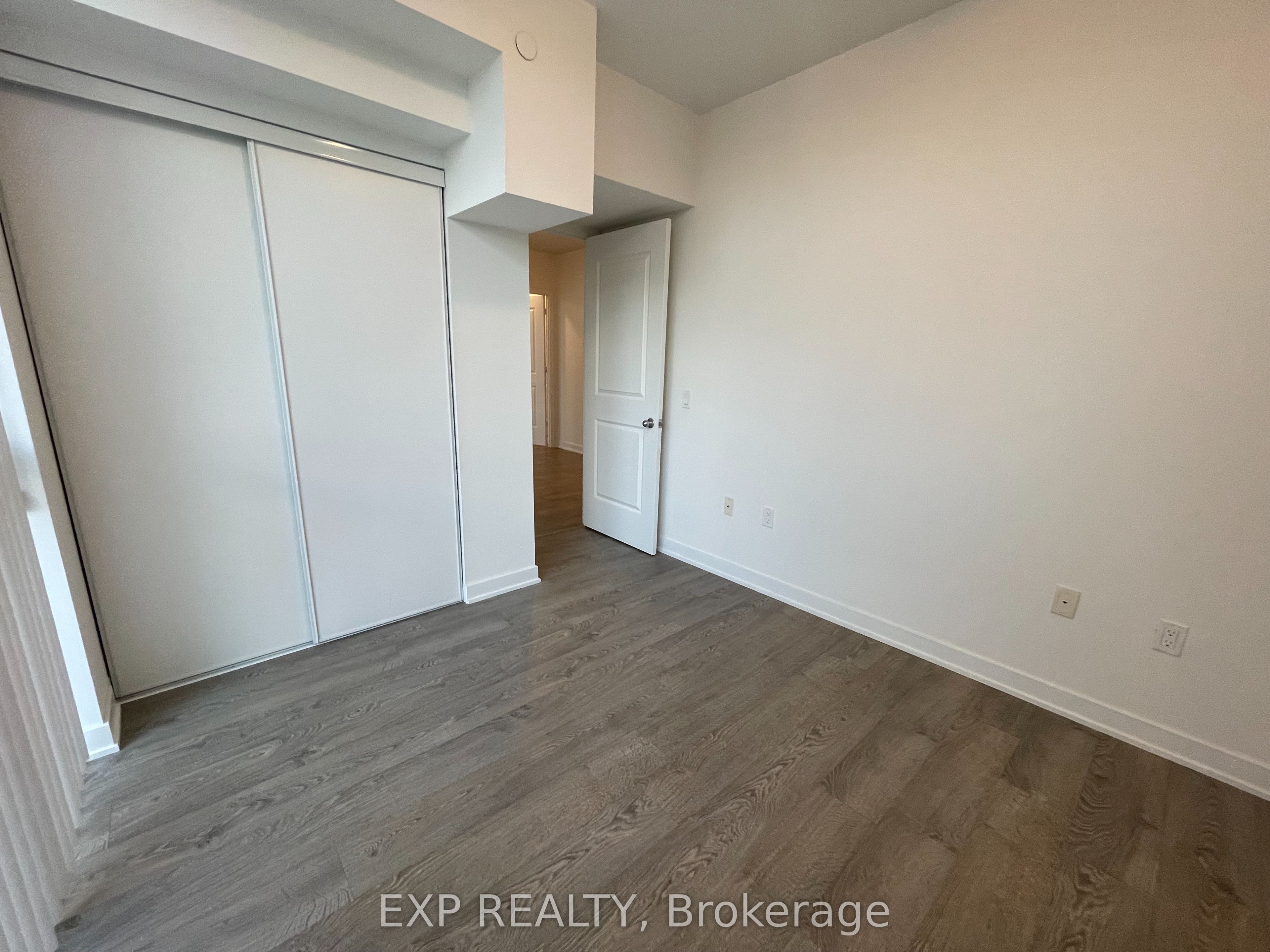 MLS #W12388587 image #17