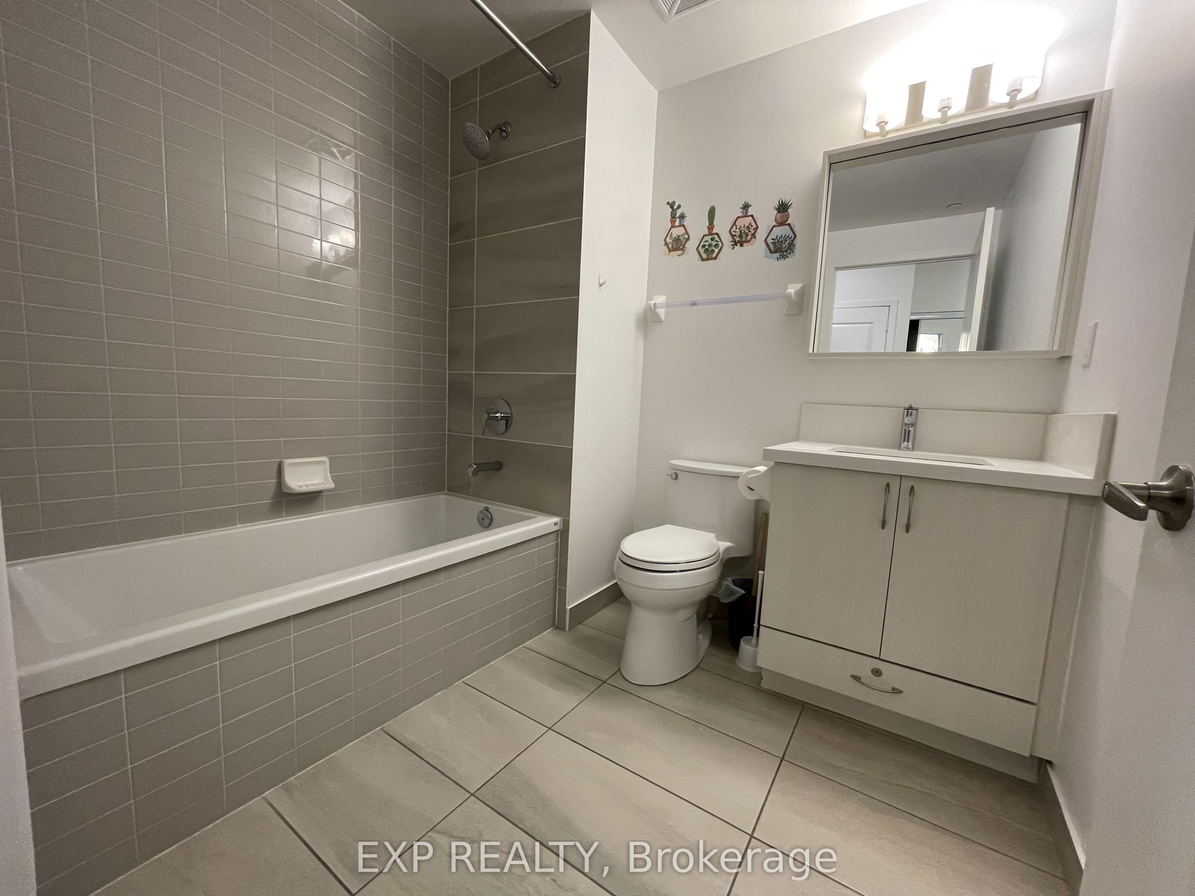 MLS #W12388587 image #18