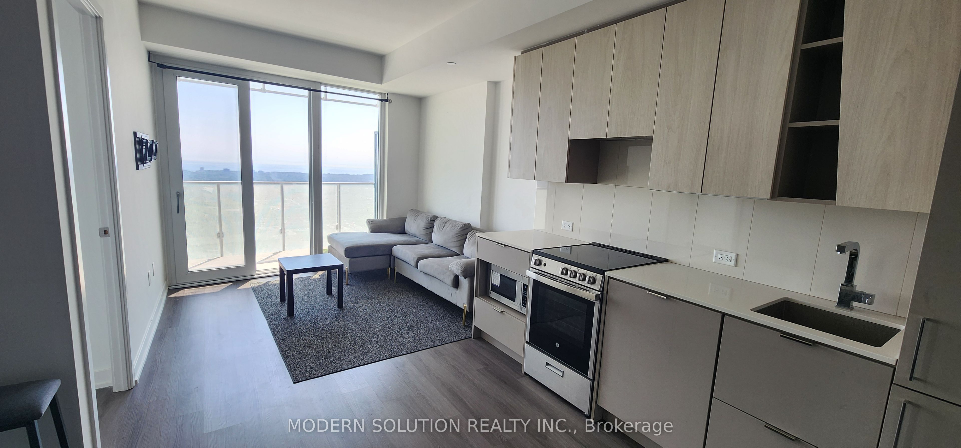 MLS #W12388772 image #3