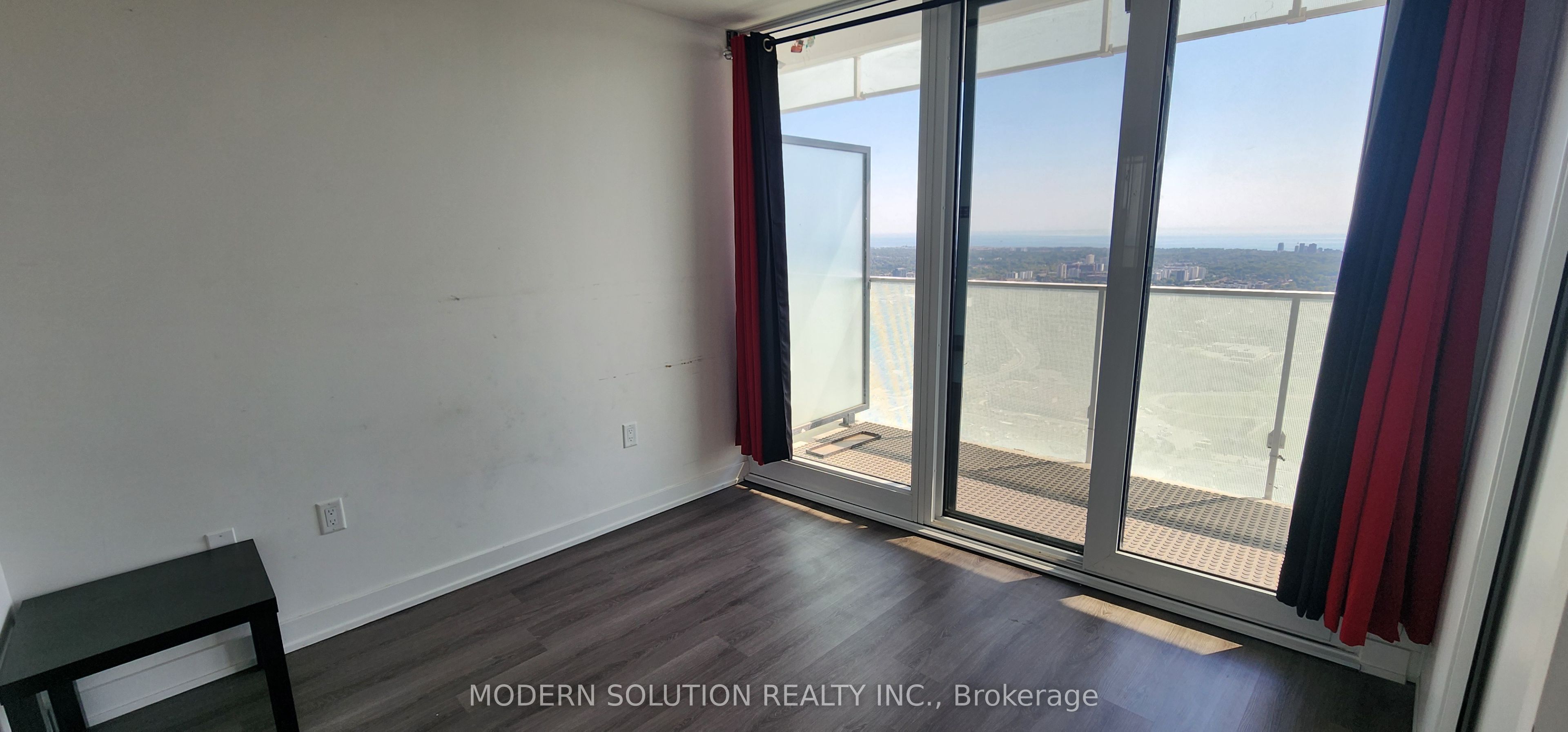 MLS #W12388772 image #4