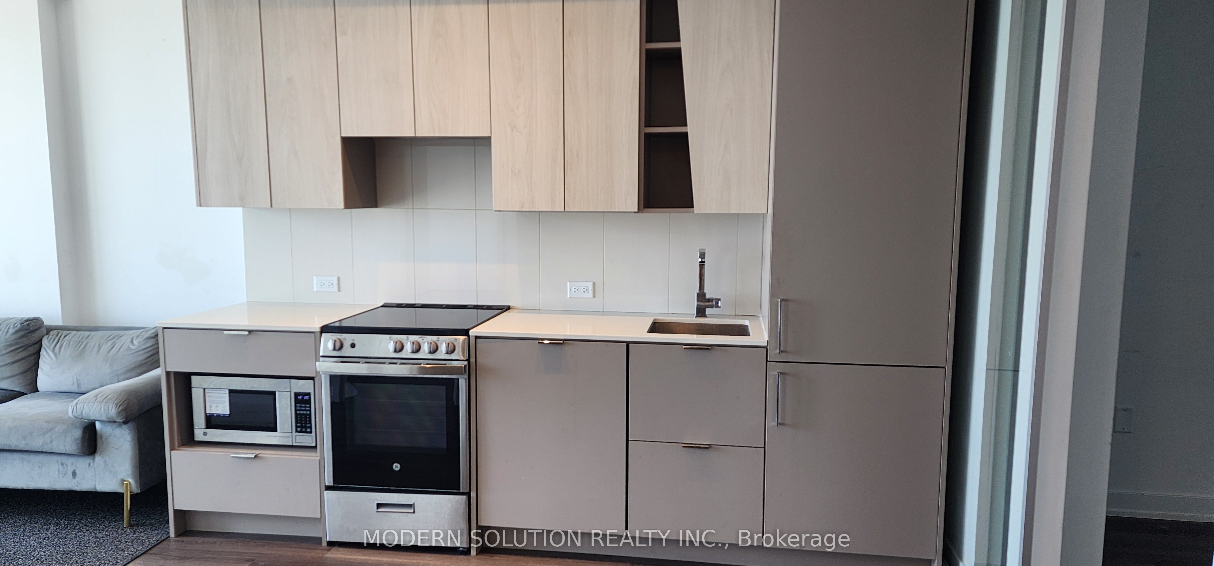 MLS #W12388772 image #5