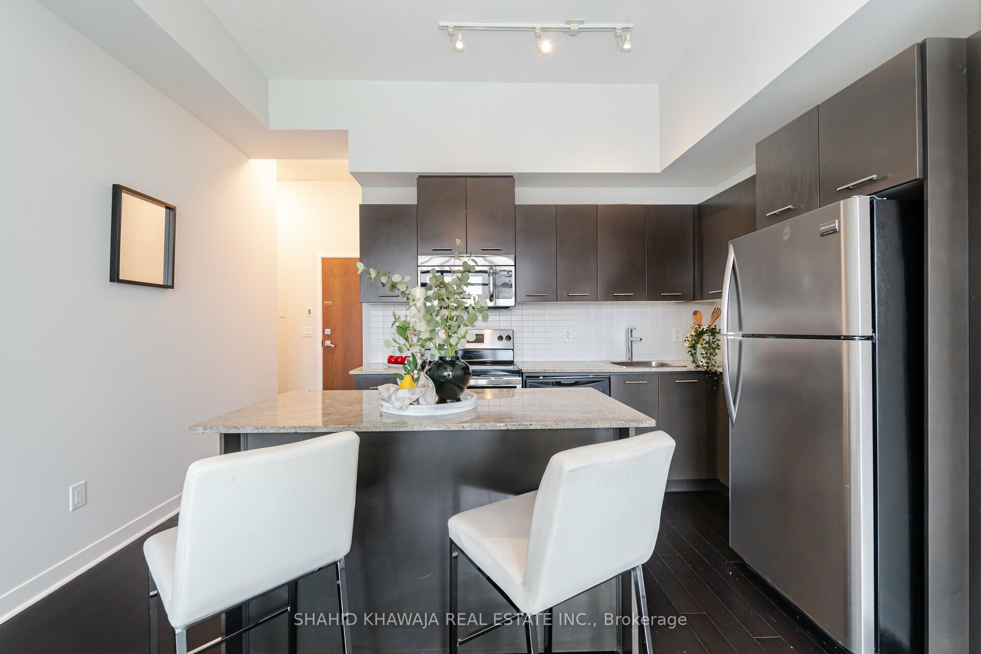 MLS #W12388798 image #10