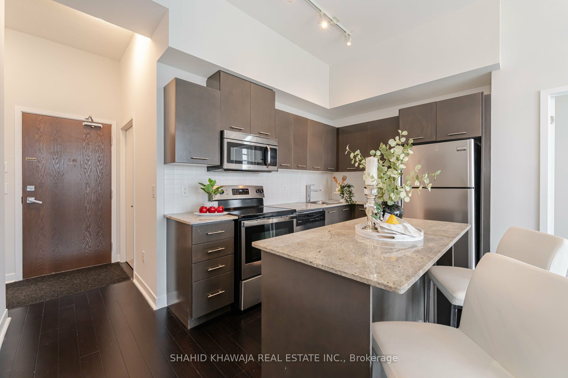 MLS #W12388798 image #12