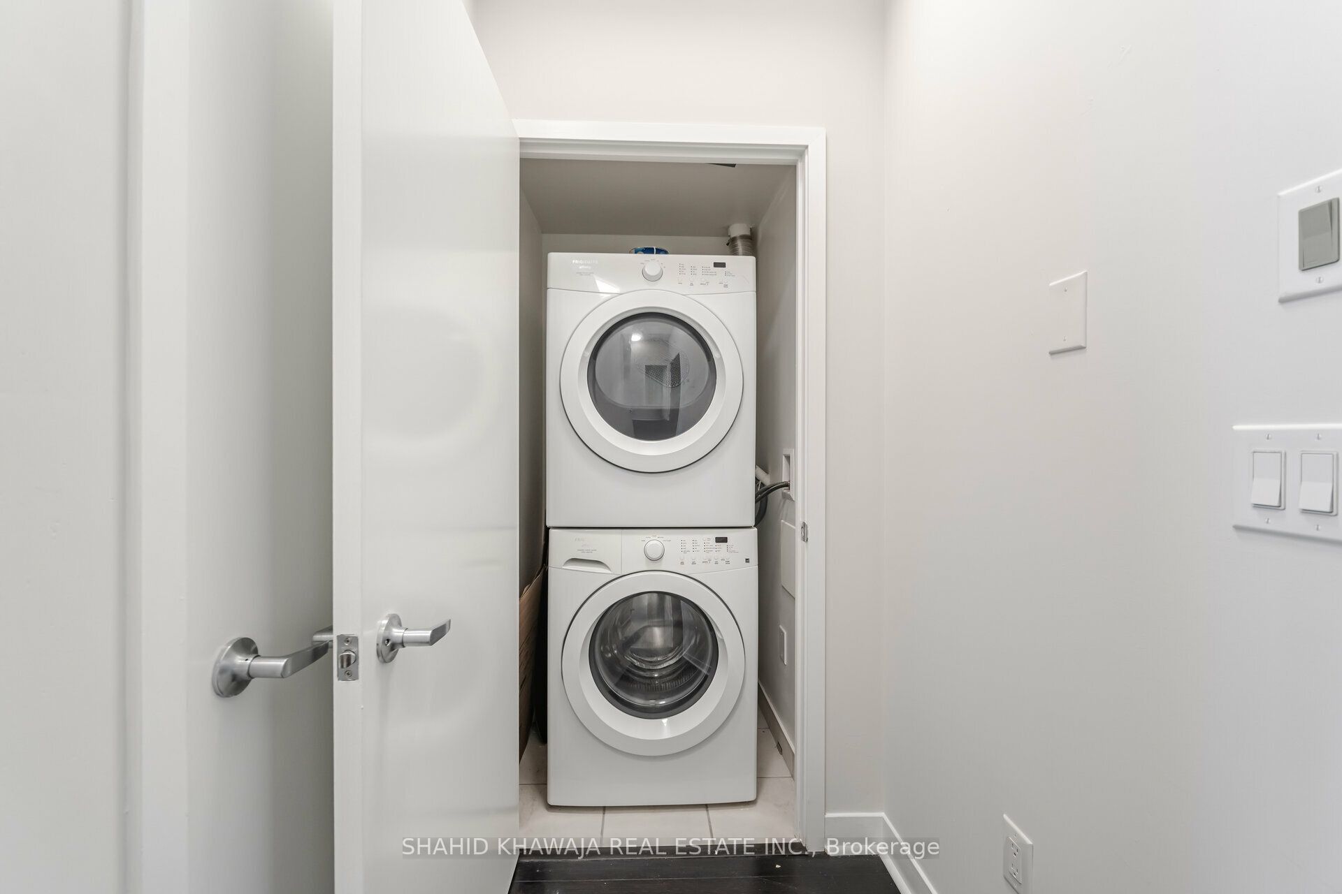 MLS #W12388798 image #17