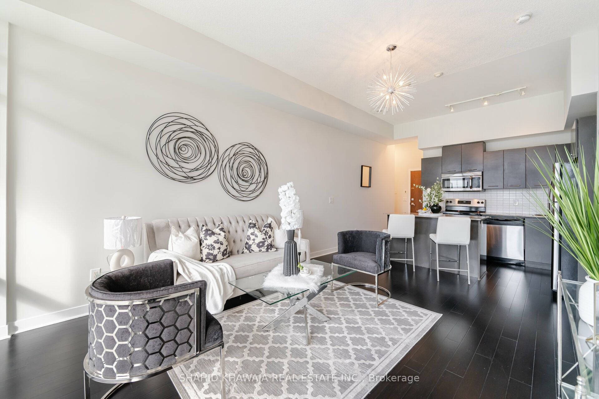 MLS #W12388798 image #6