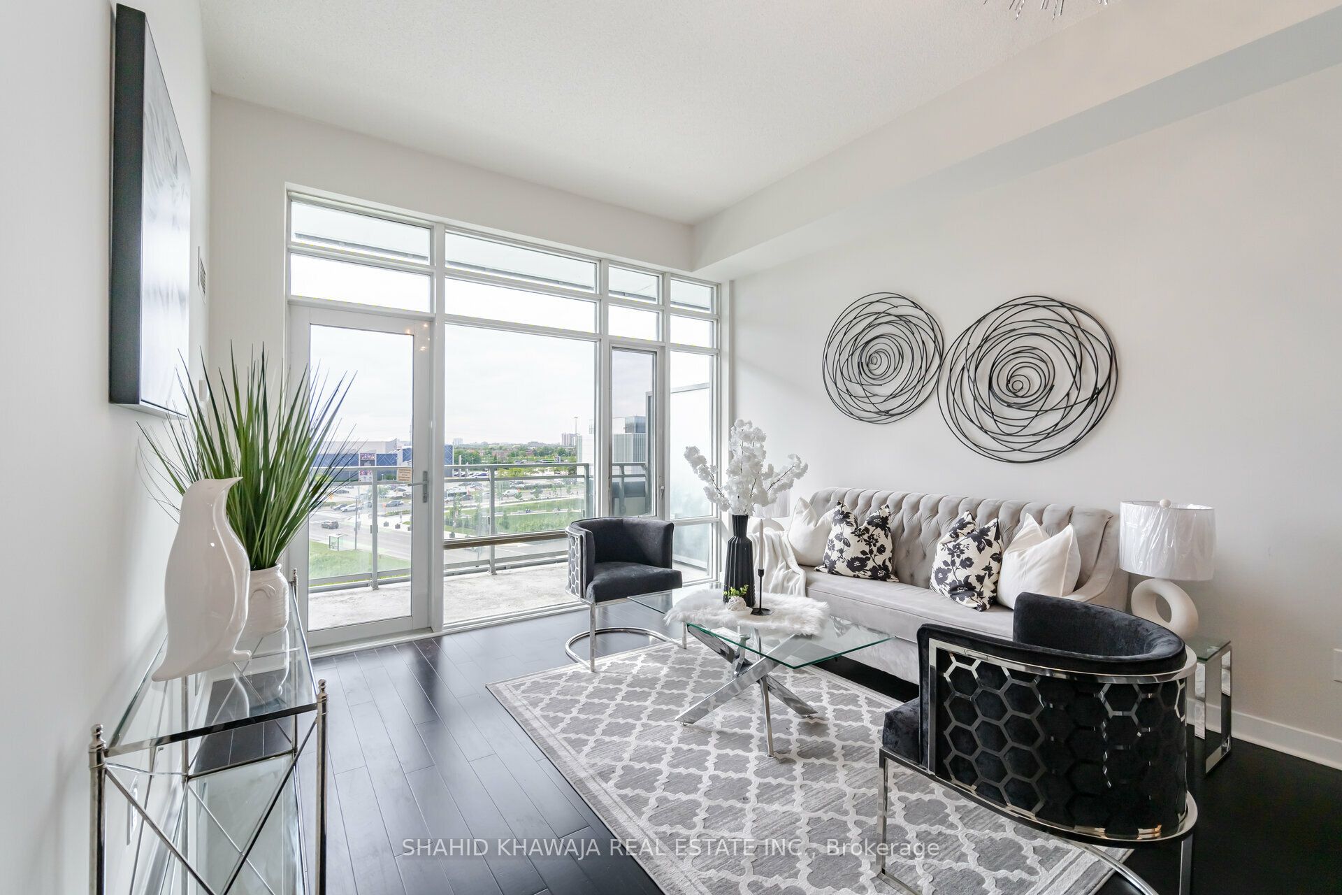 MLS #W12388798 image #8