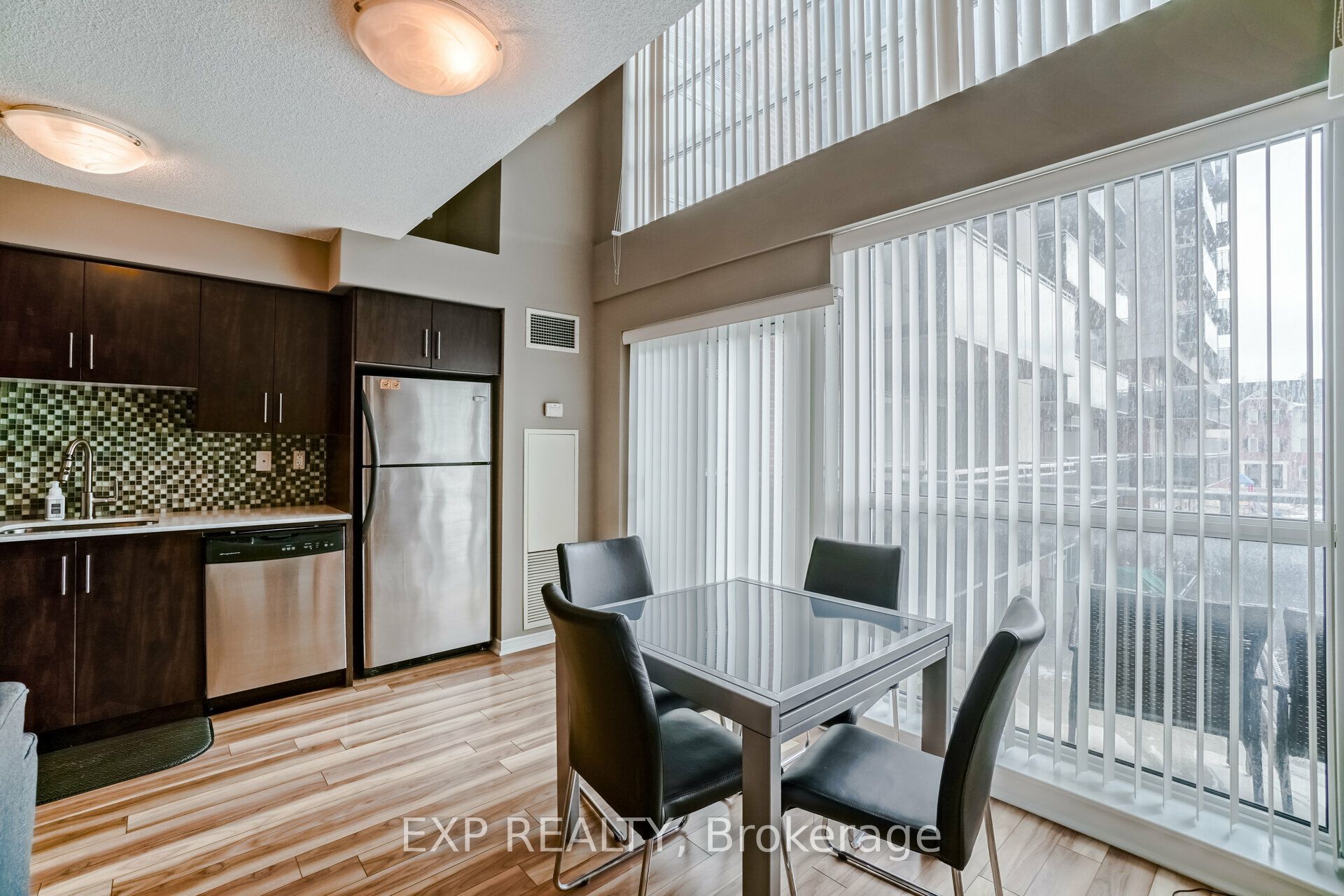 MLS #W12389041 image #10