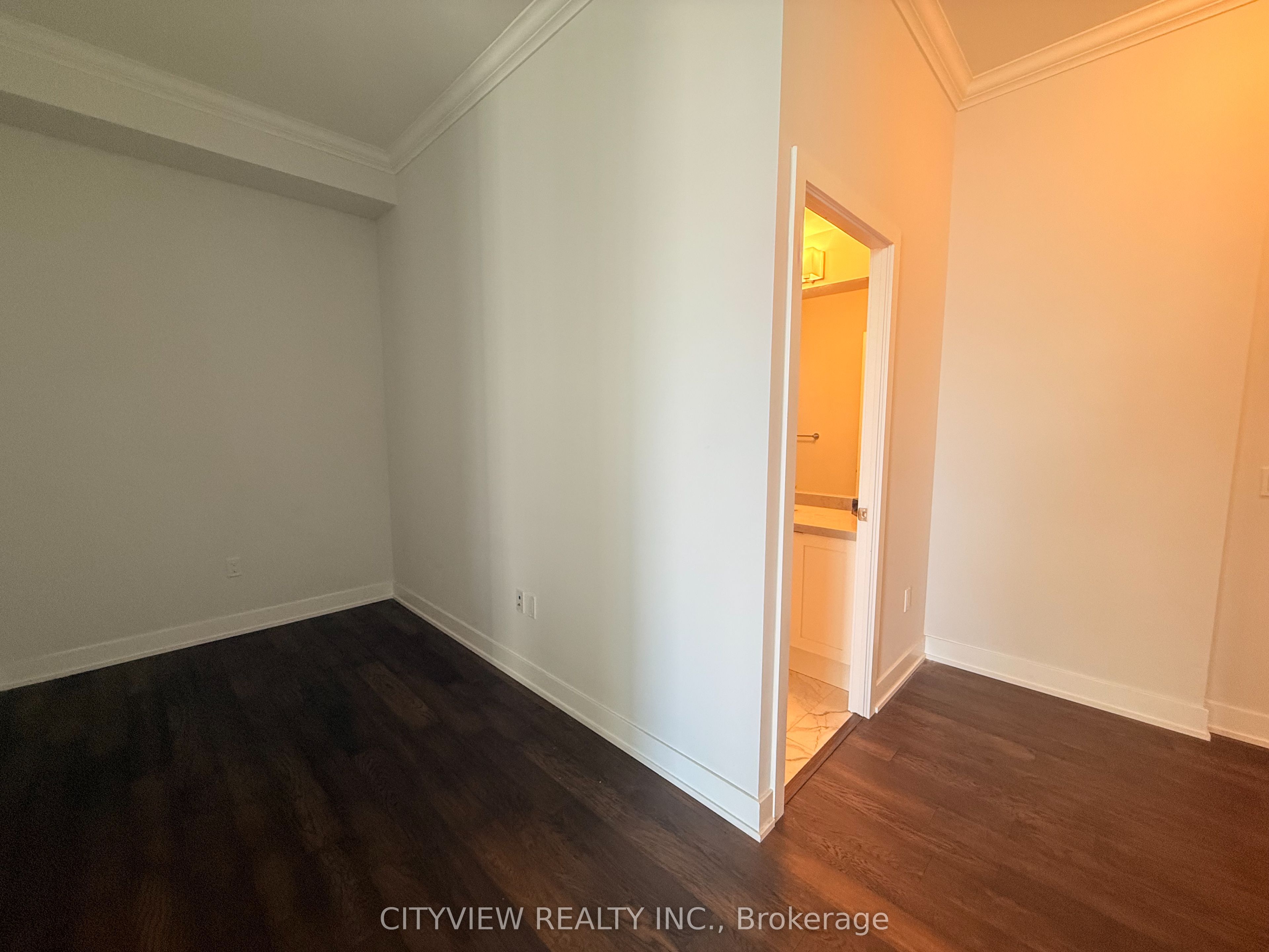 MLS #W12389163 image #2