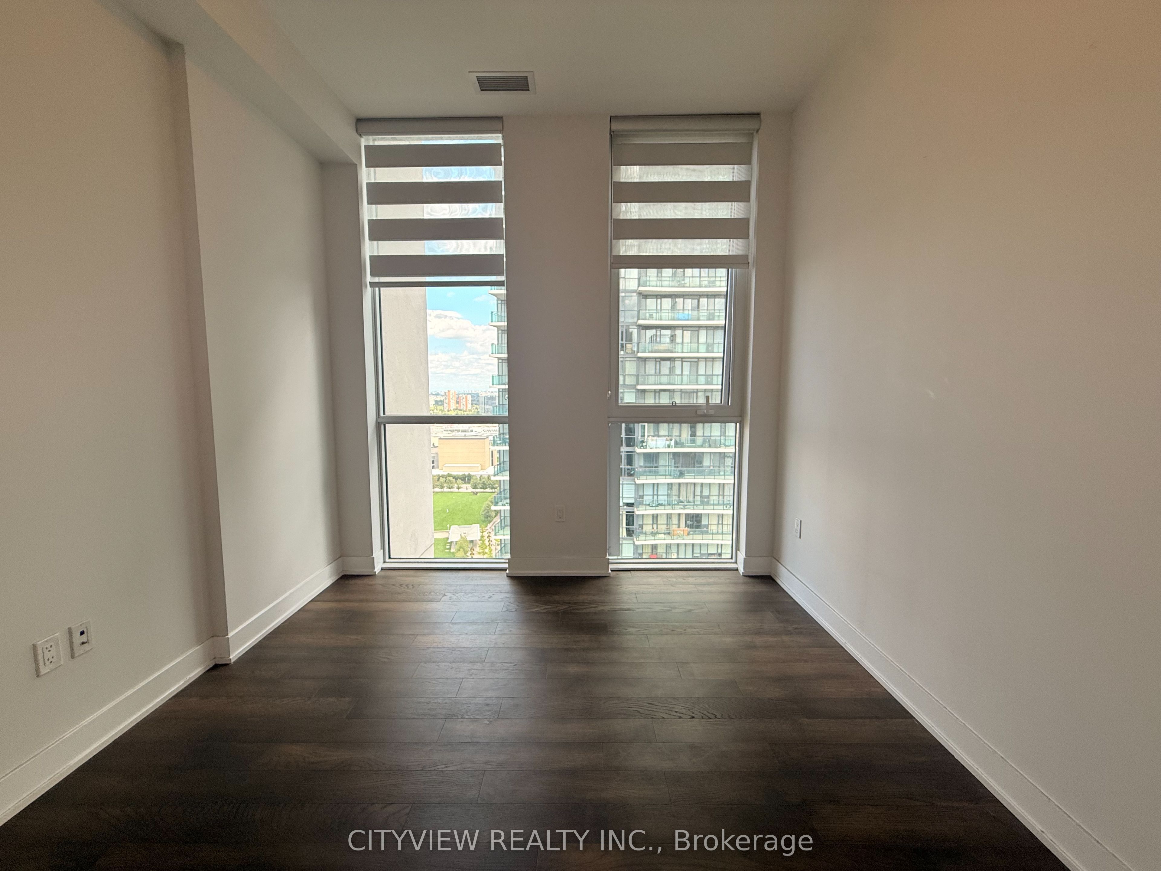 MLS #W12389163 image #23