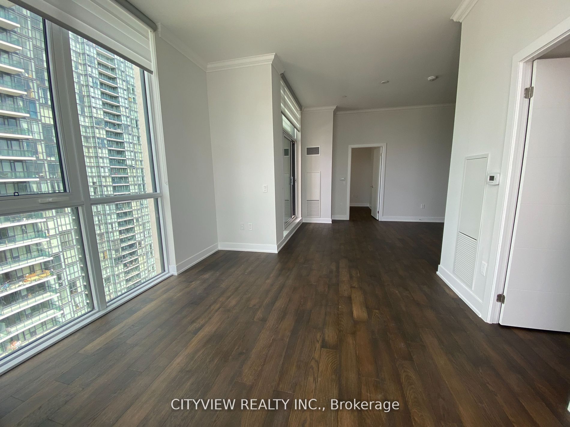 MLS #W12389163 image #7