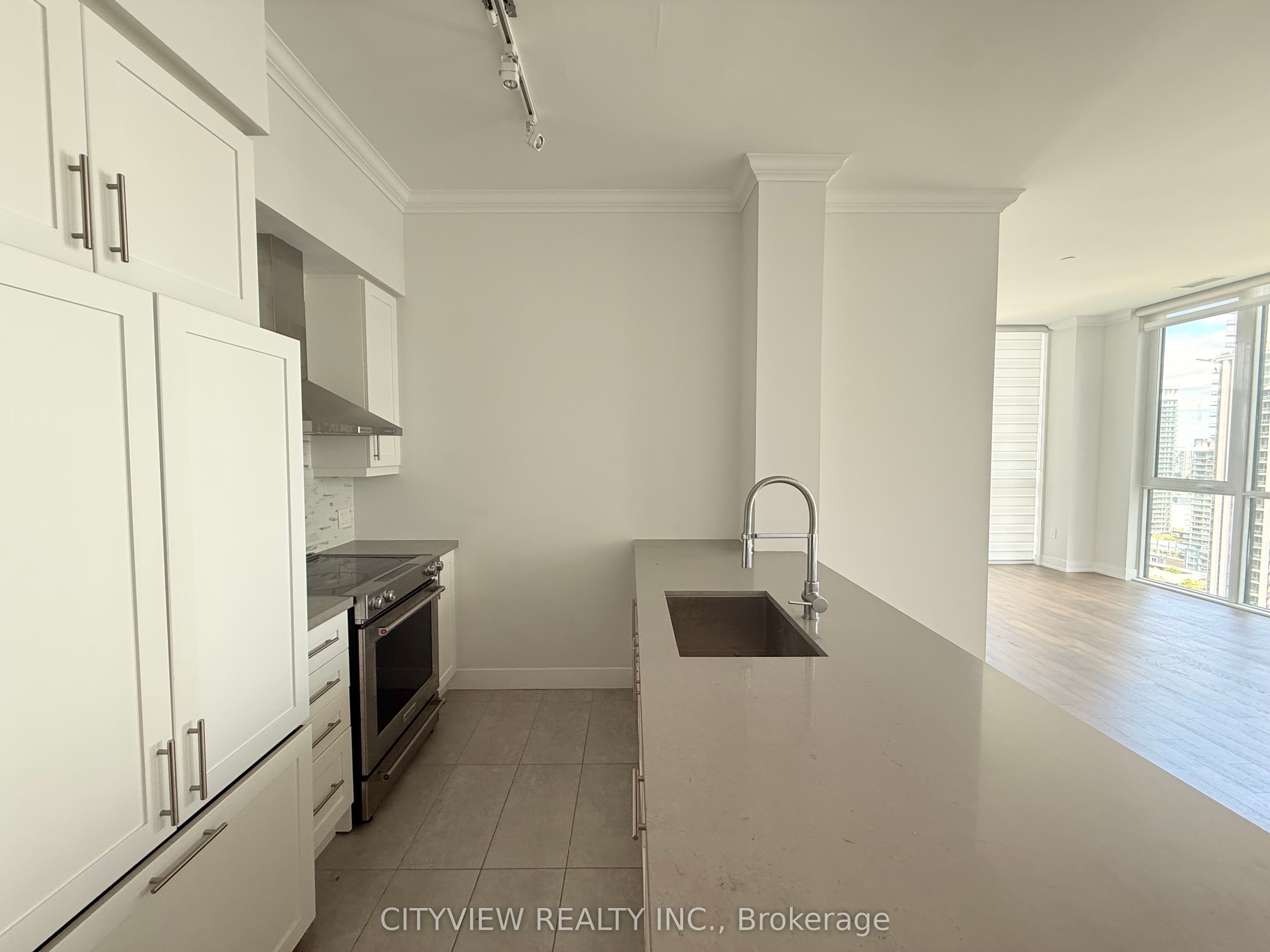 MLS #W12389163 image #9