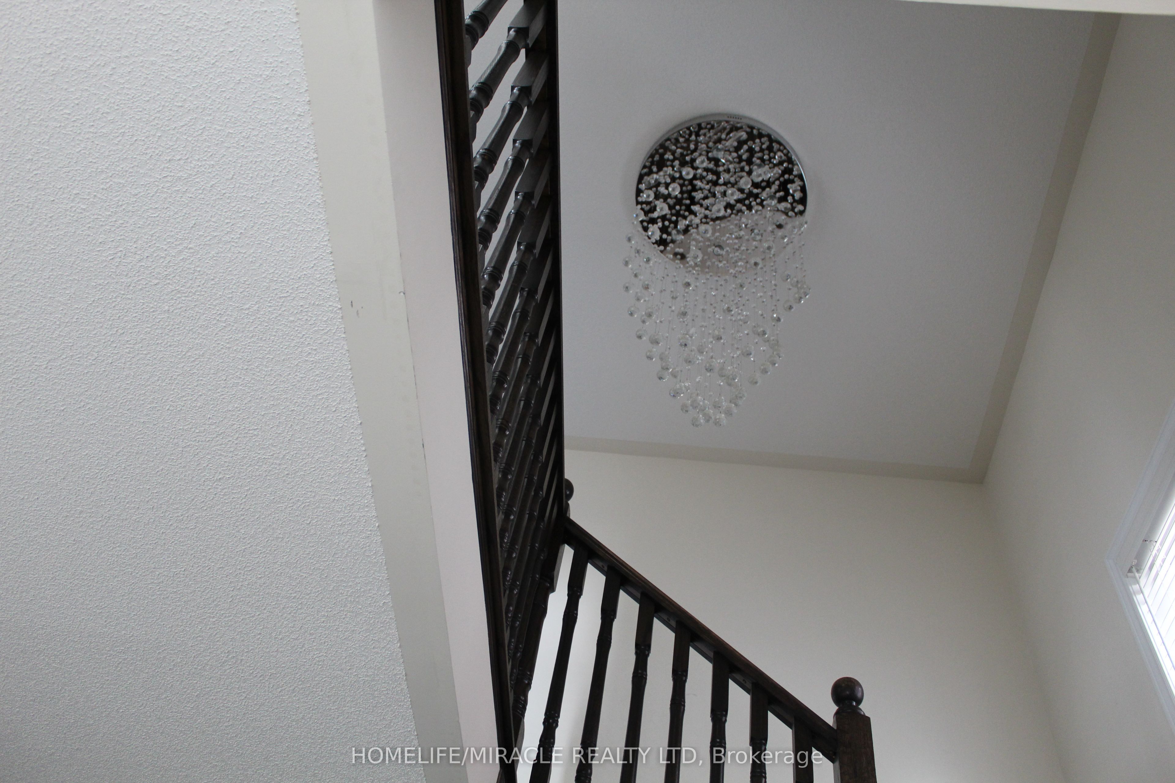 MLS #W12389408 image #15