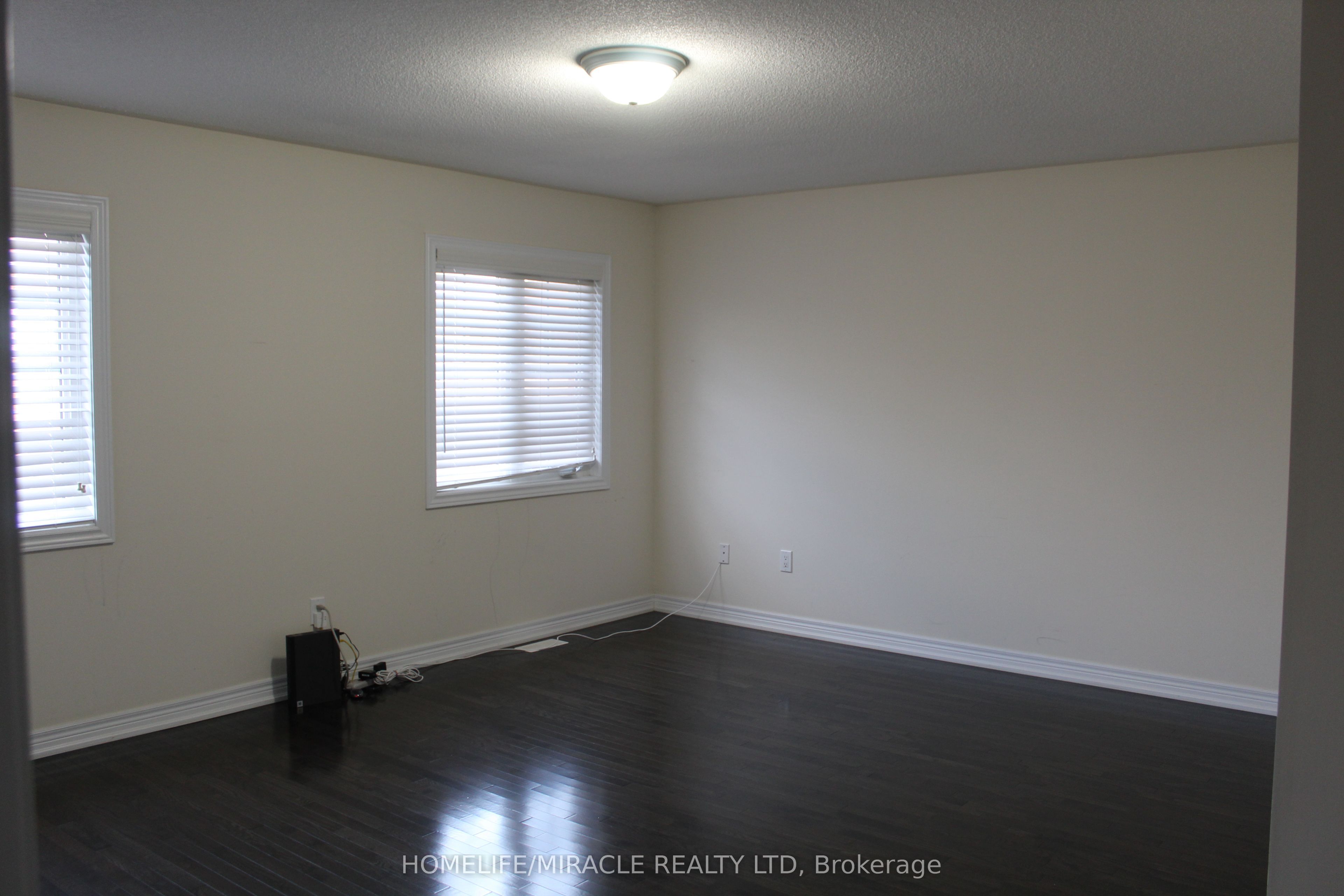 MLS #W12389408 image #16