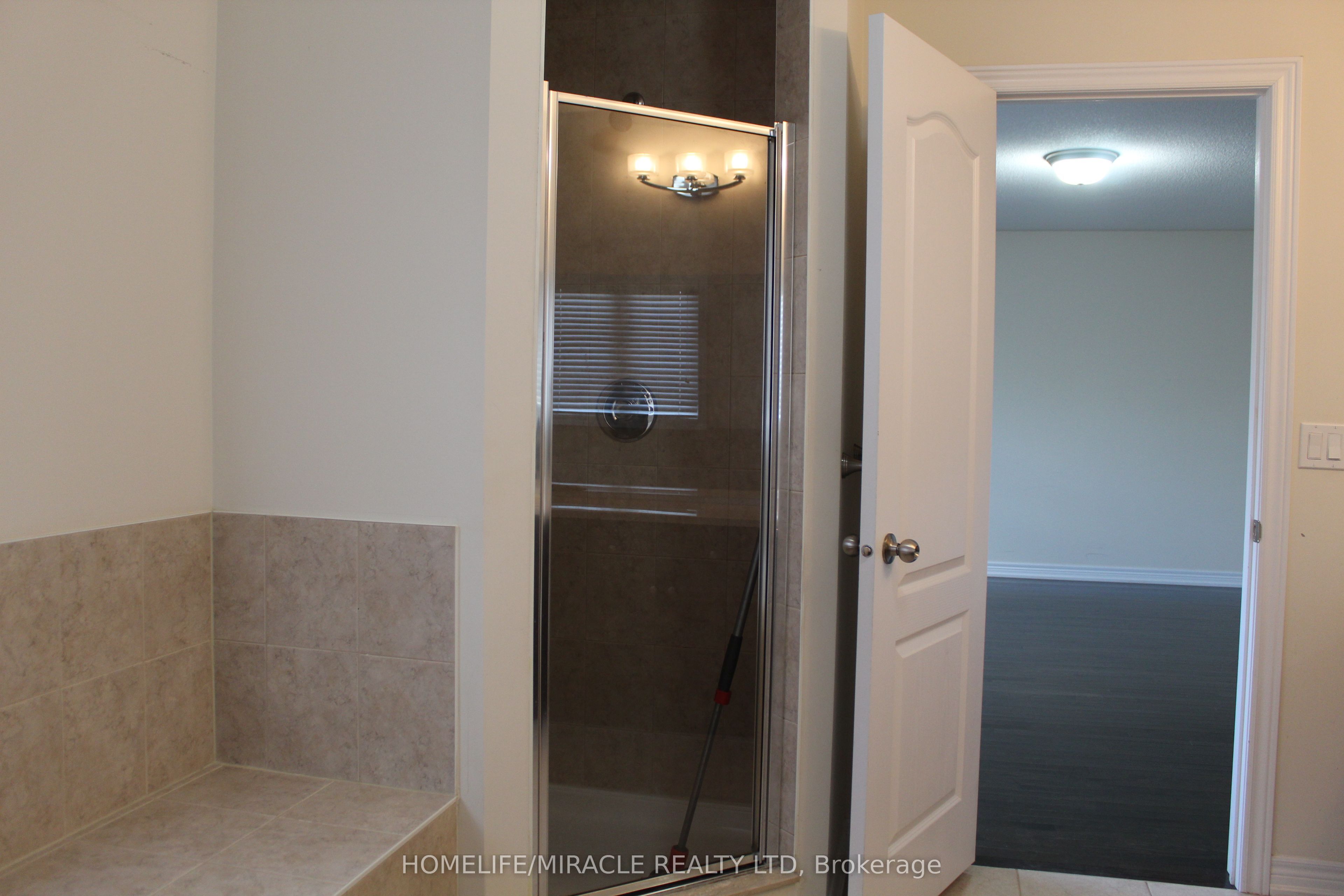 MLS #W12389408 image #18