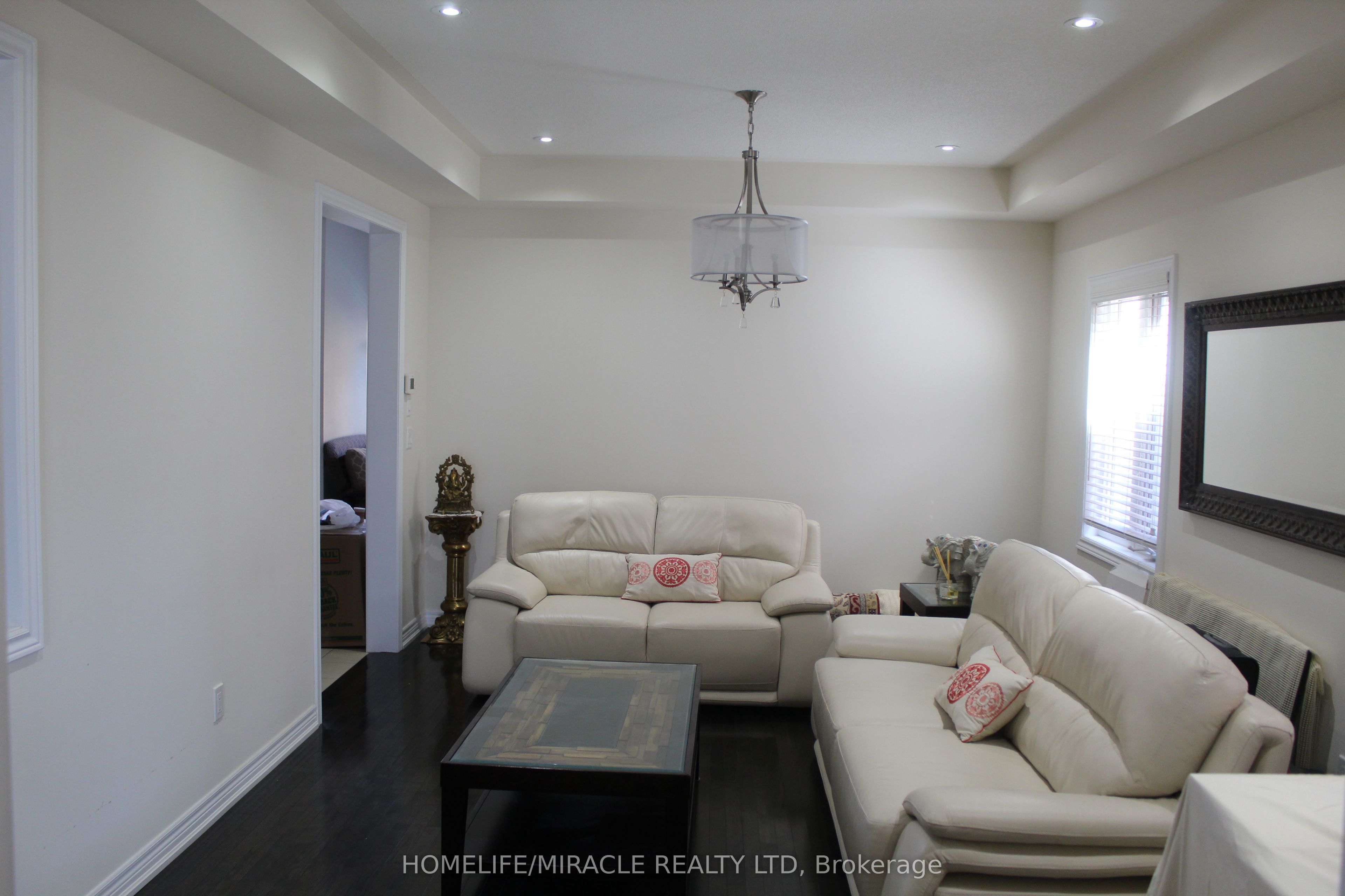 MLS #W12389408 image #3