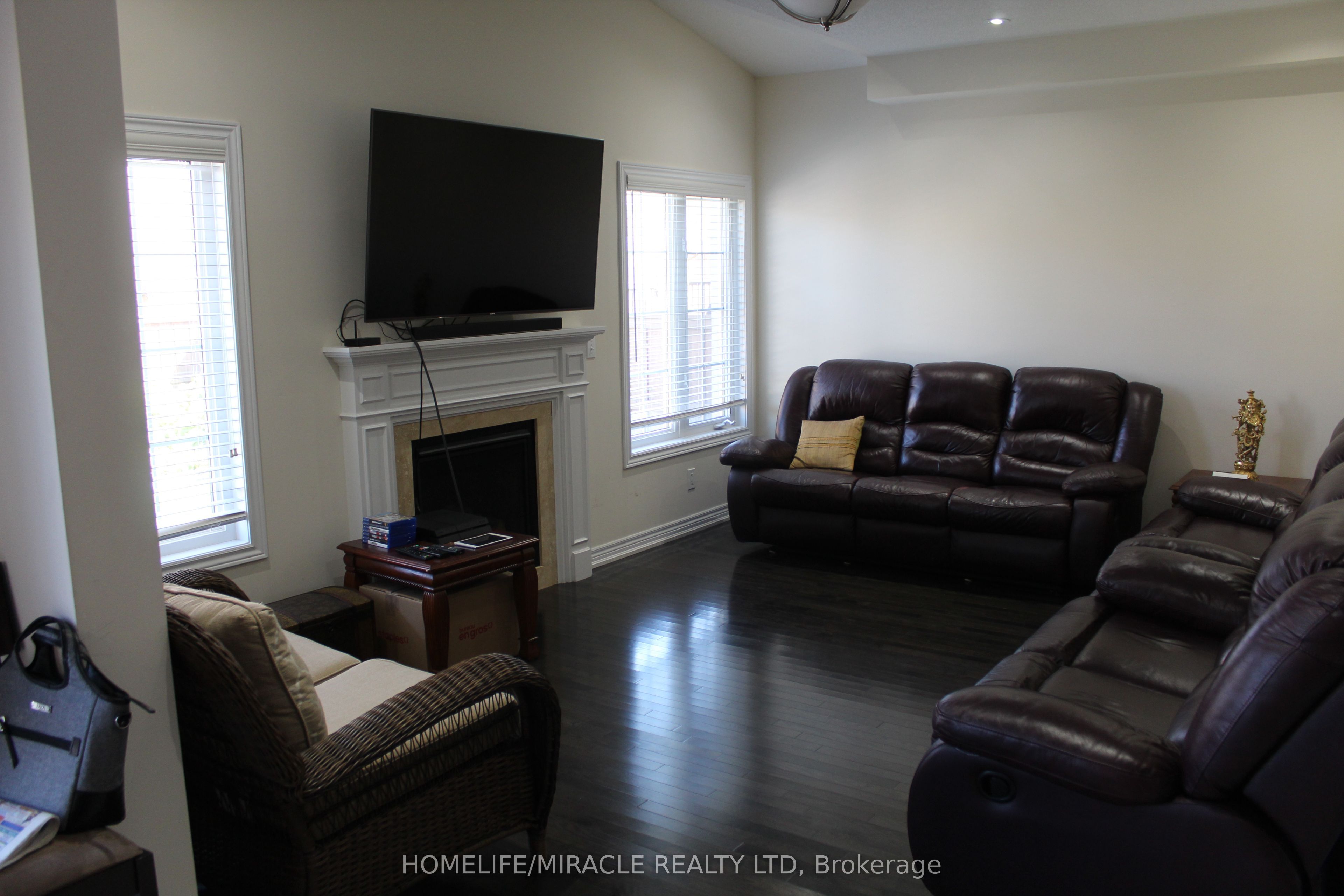 MLS #W12389408 image #6