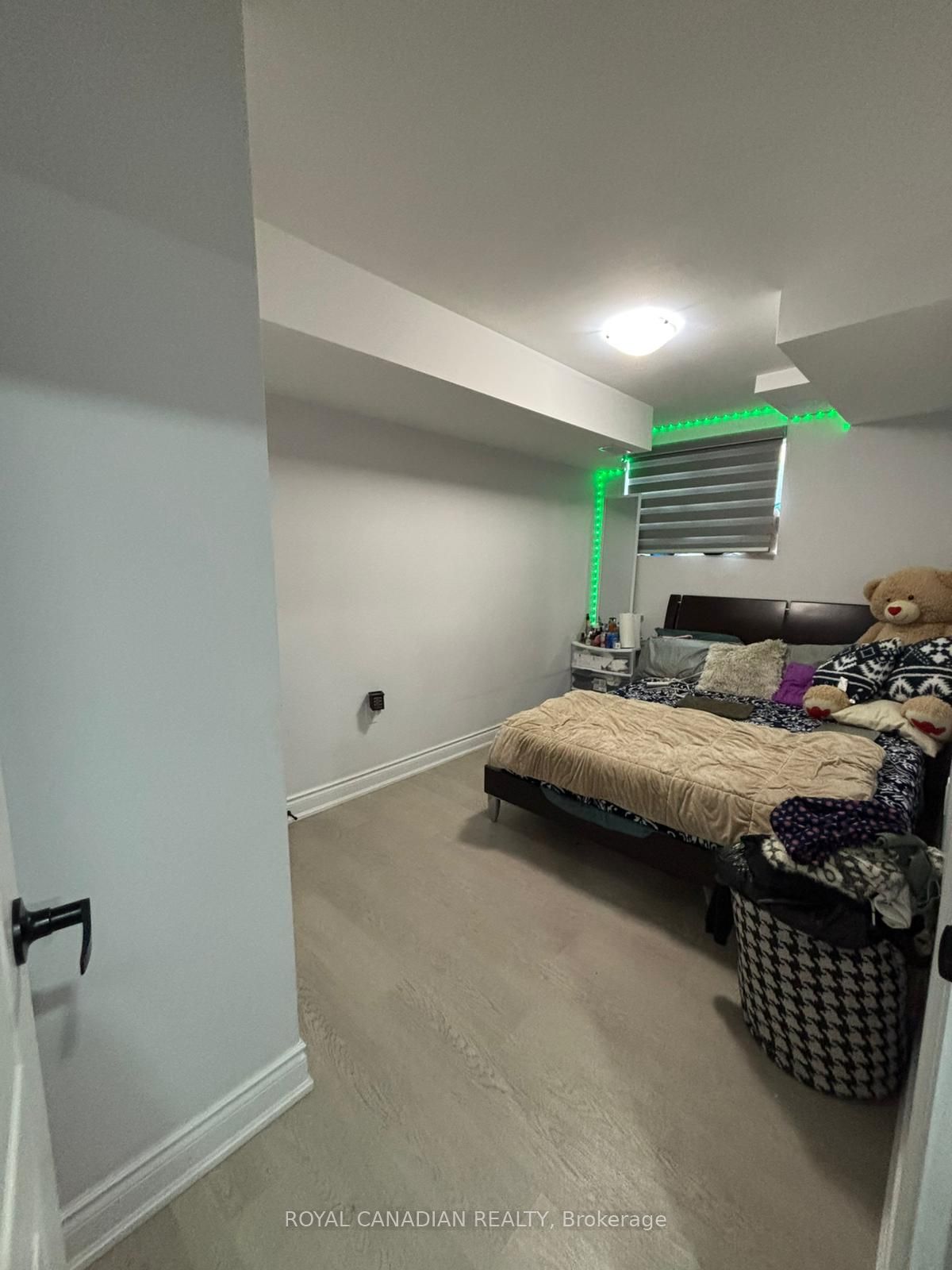 MLS #W12389601 image #2