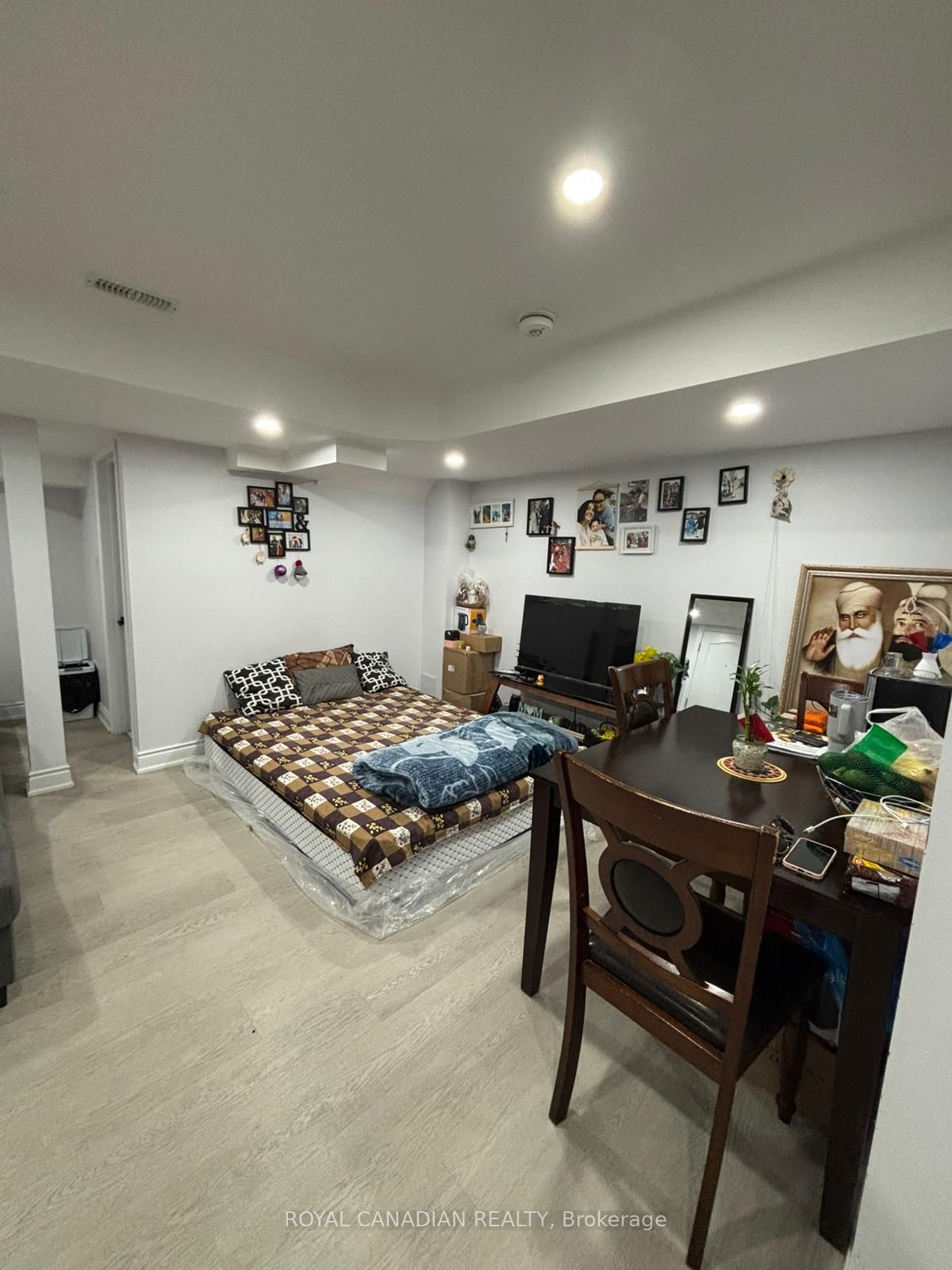 MLS #W12389601 image #4