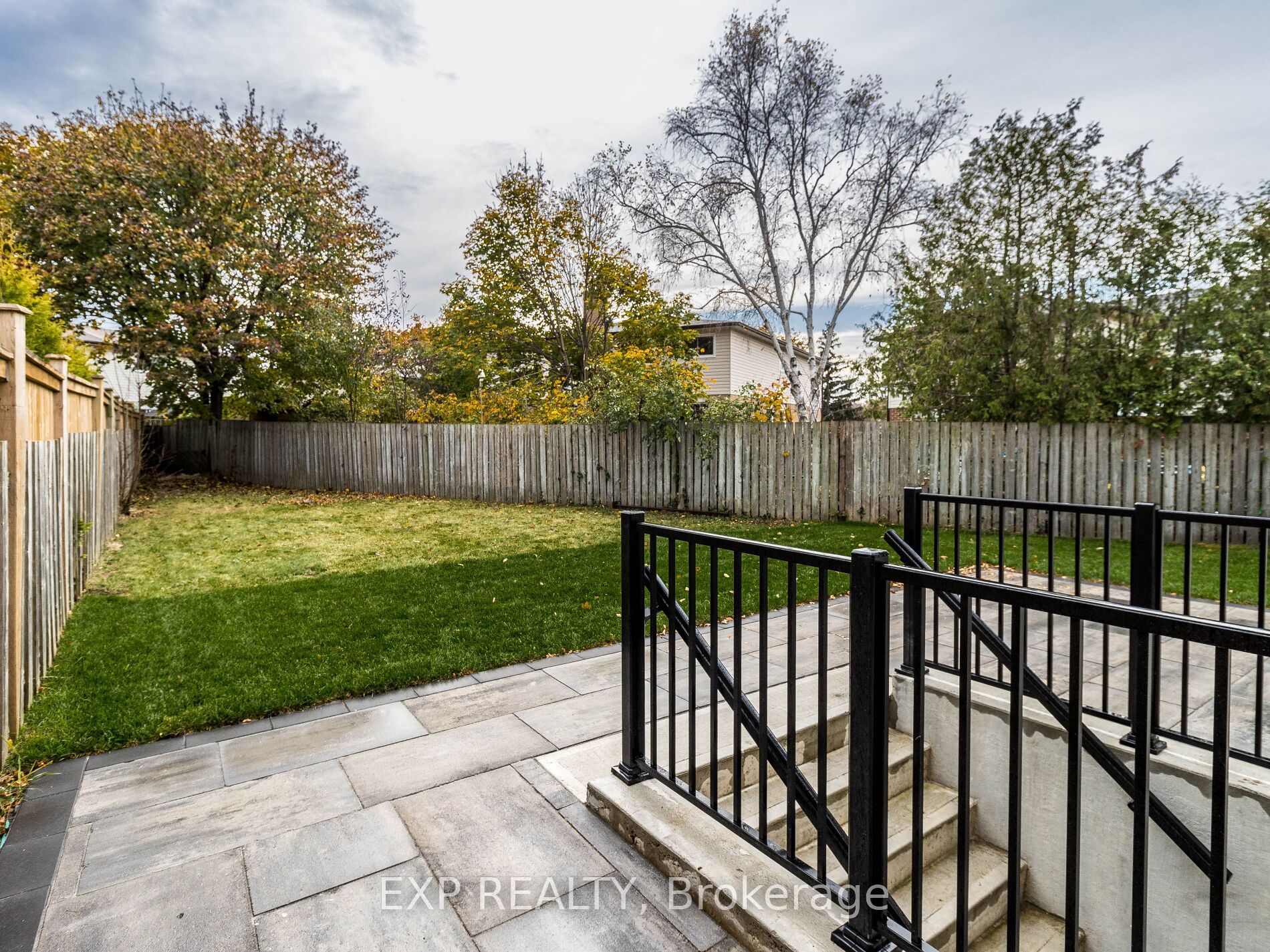 MLS #W12390010 image #24