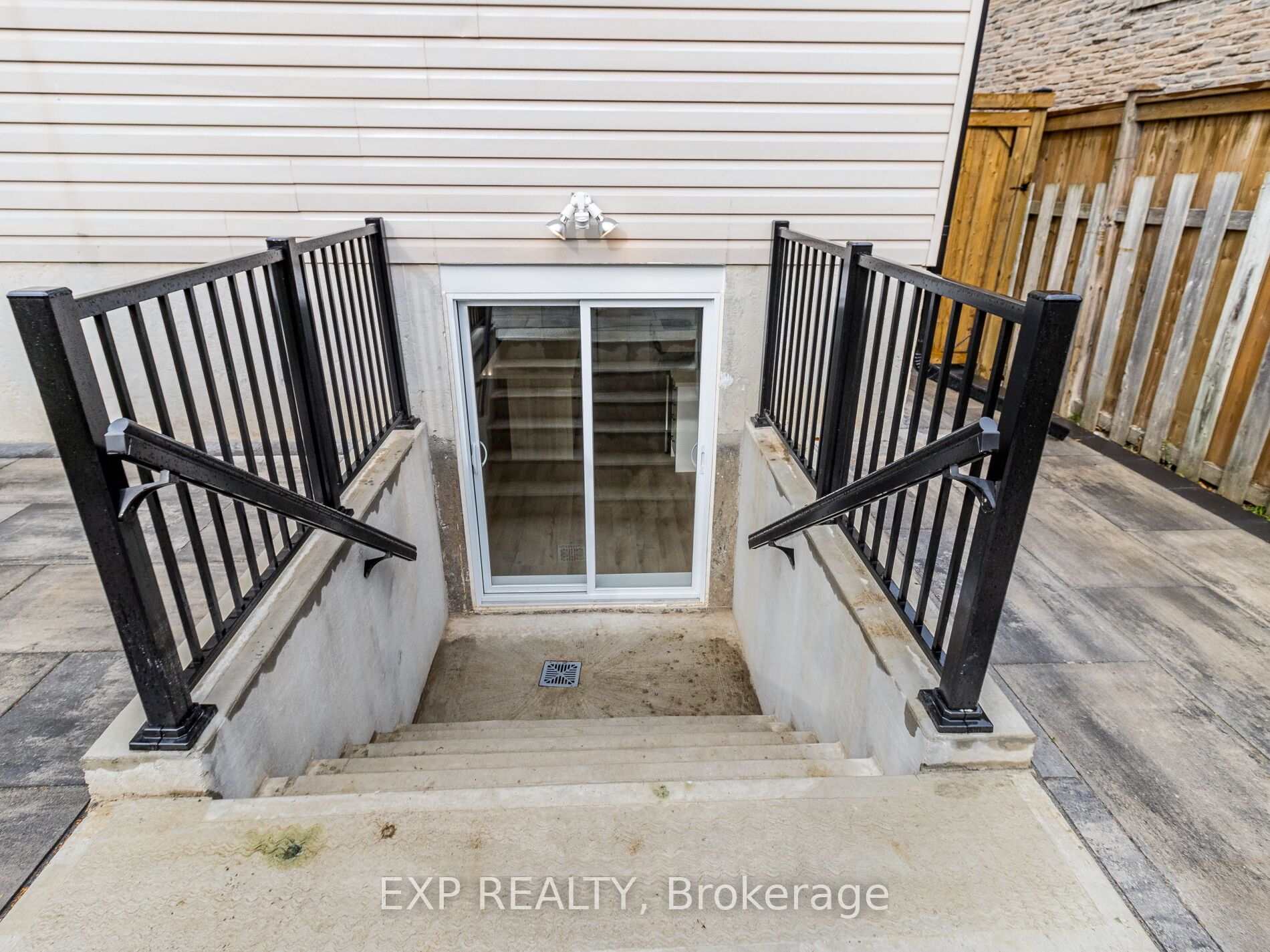 MLS #W12390010 image #28