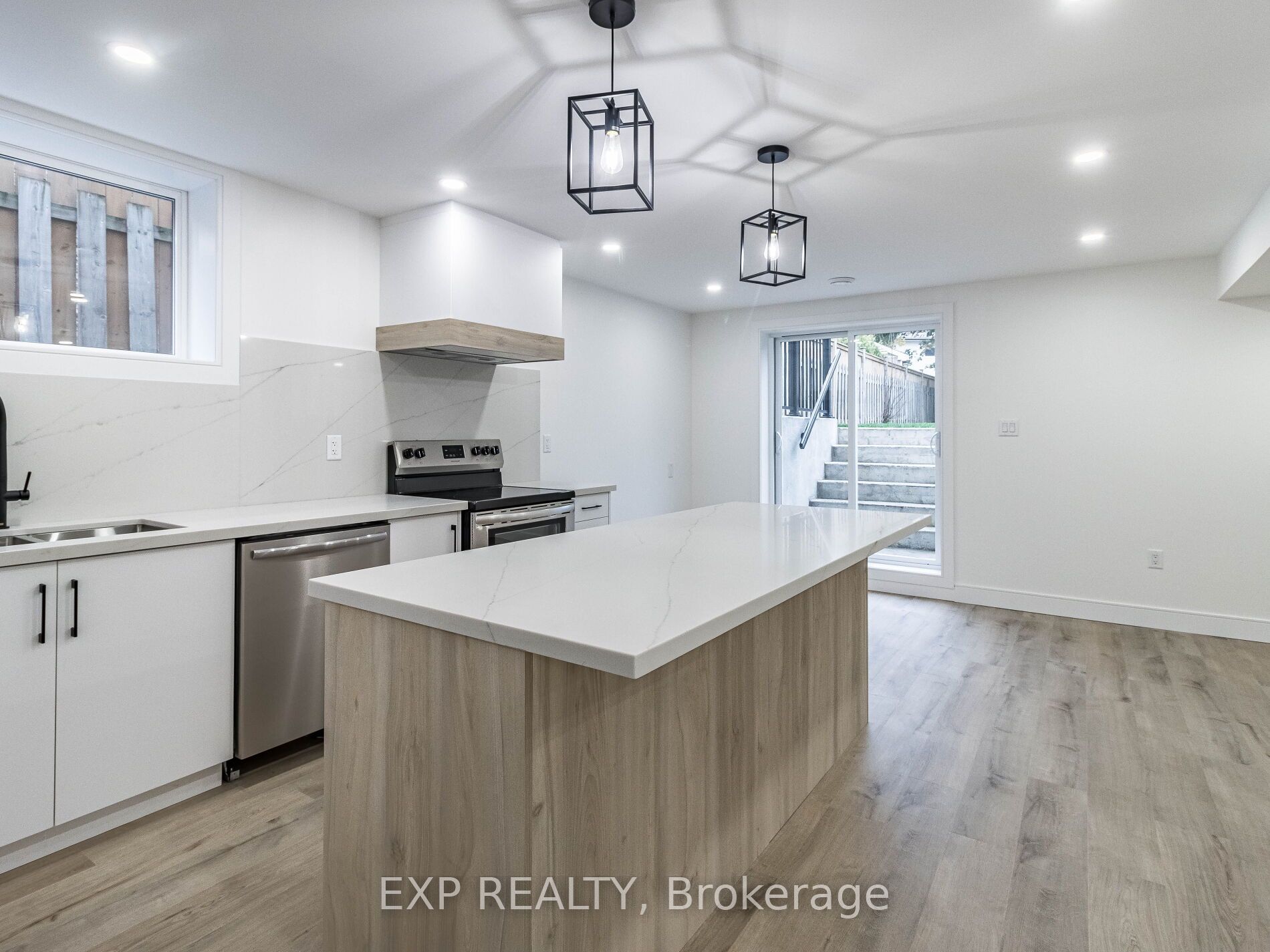 MLS #W12390010 image #4