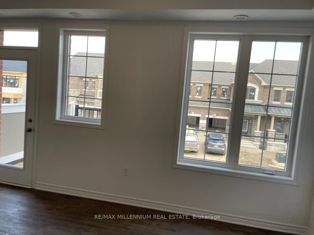 MLS #W12390263 image #17