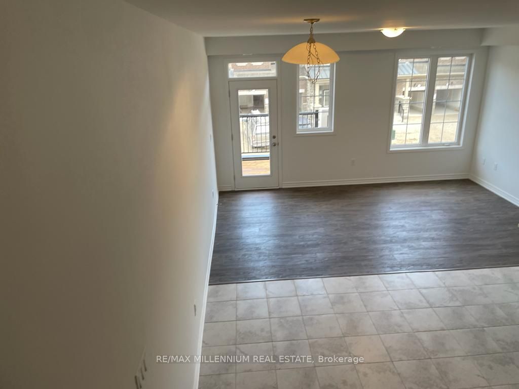 MLS #W12390263 image #8