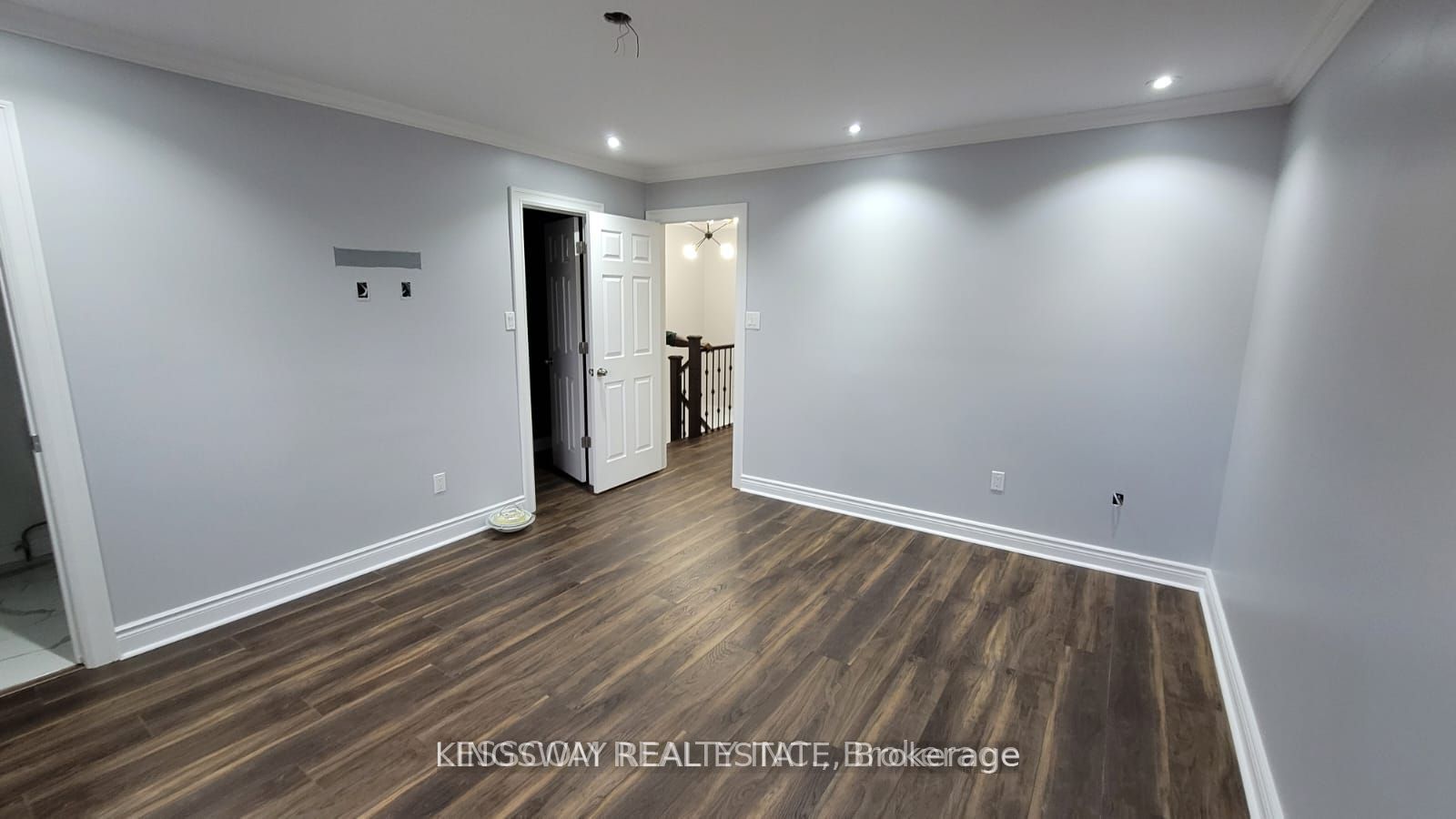 MLS #W12390285 image #19