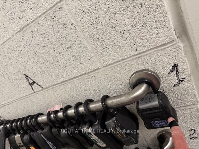 MLS #W12390652 image #19