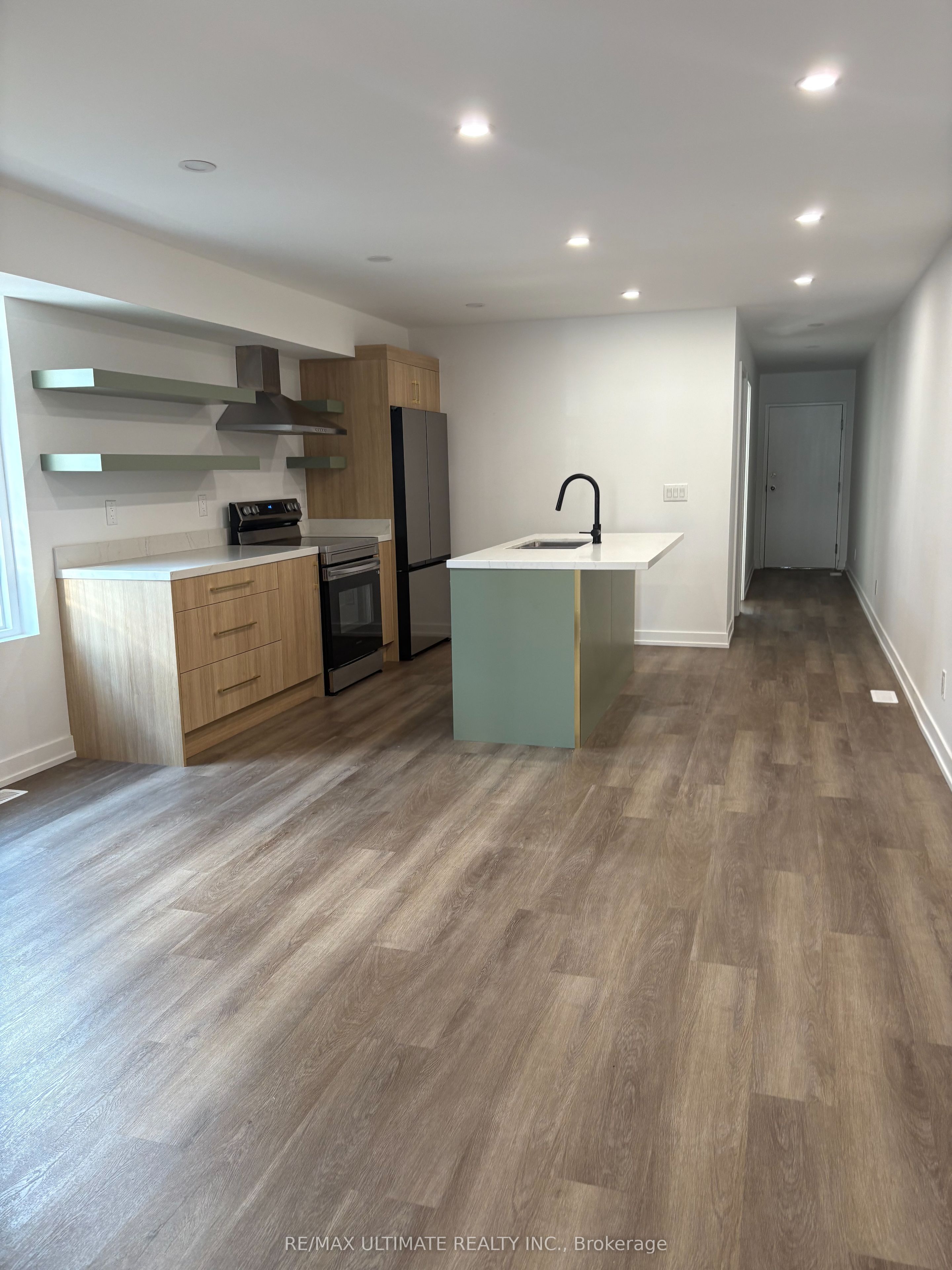 MLS #W12390762 image #3