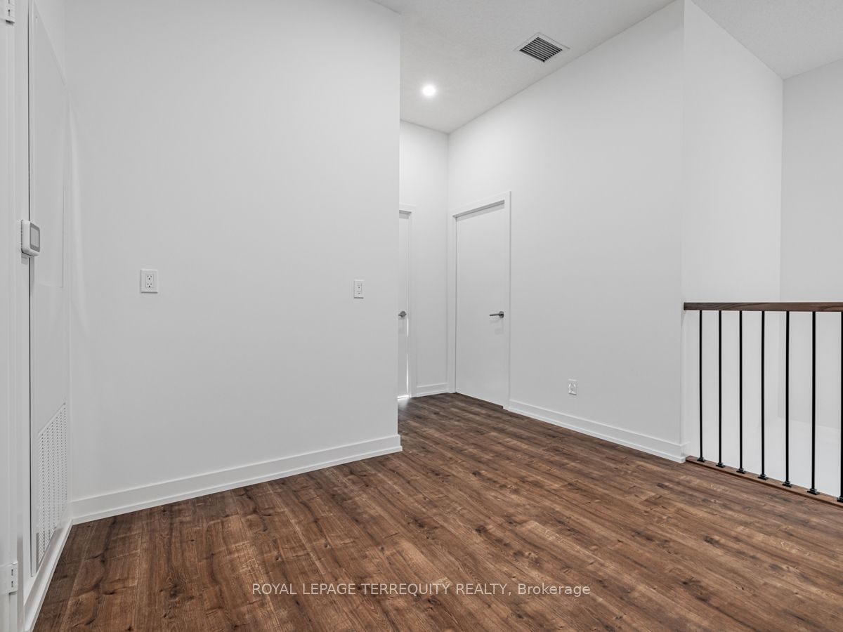 MLS #W12391220 image #6