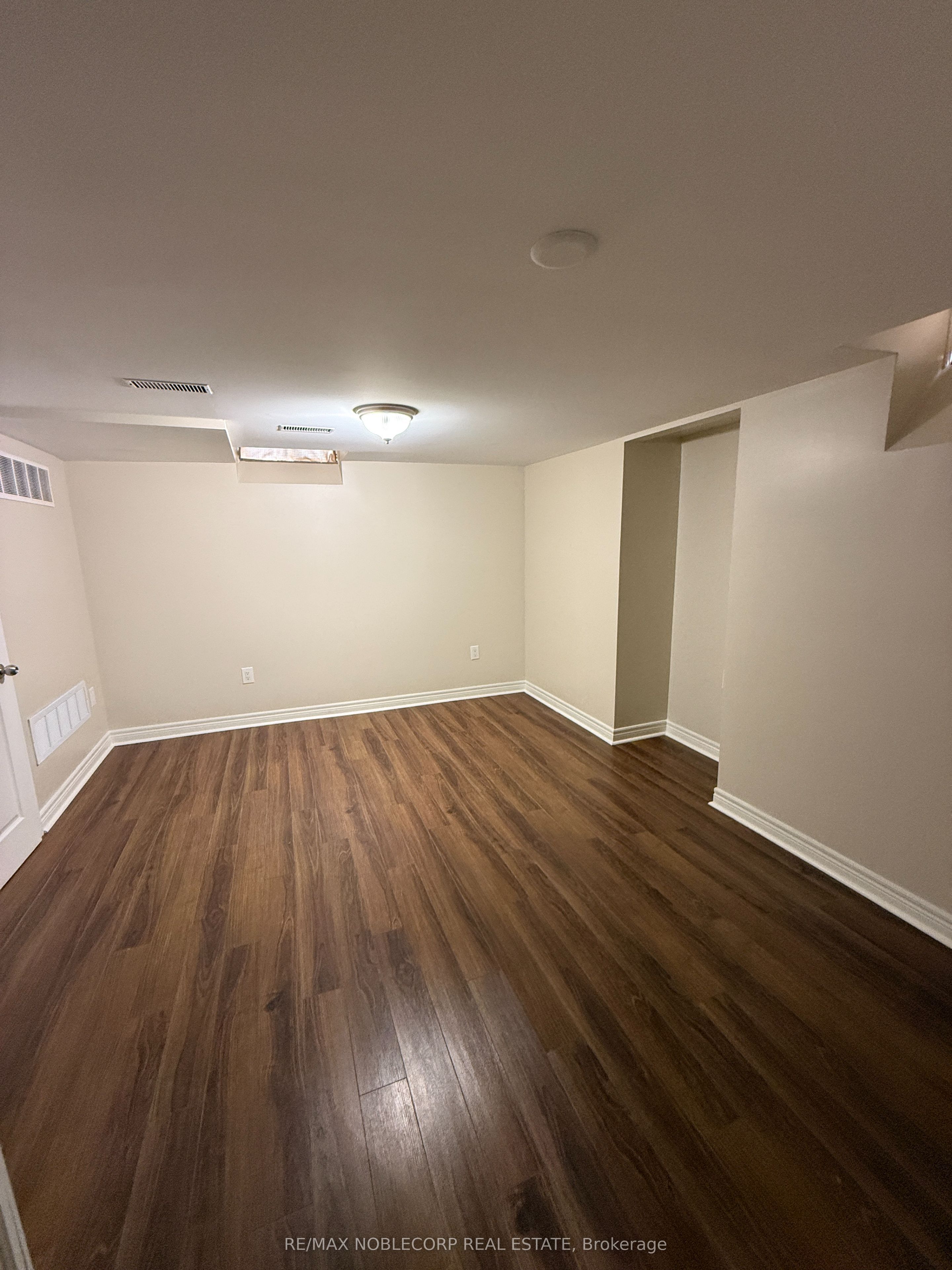 MLS #W12391563 image #5