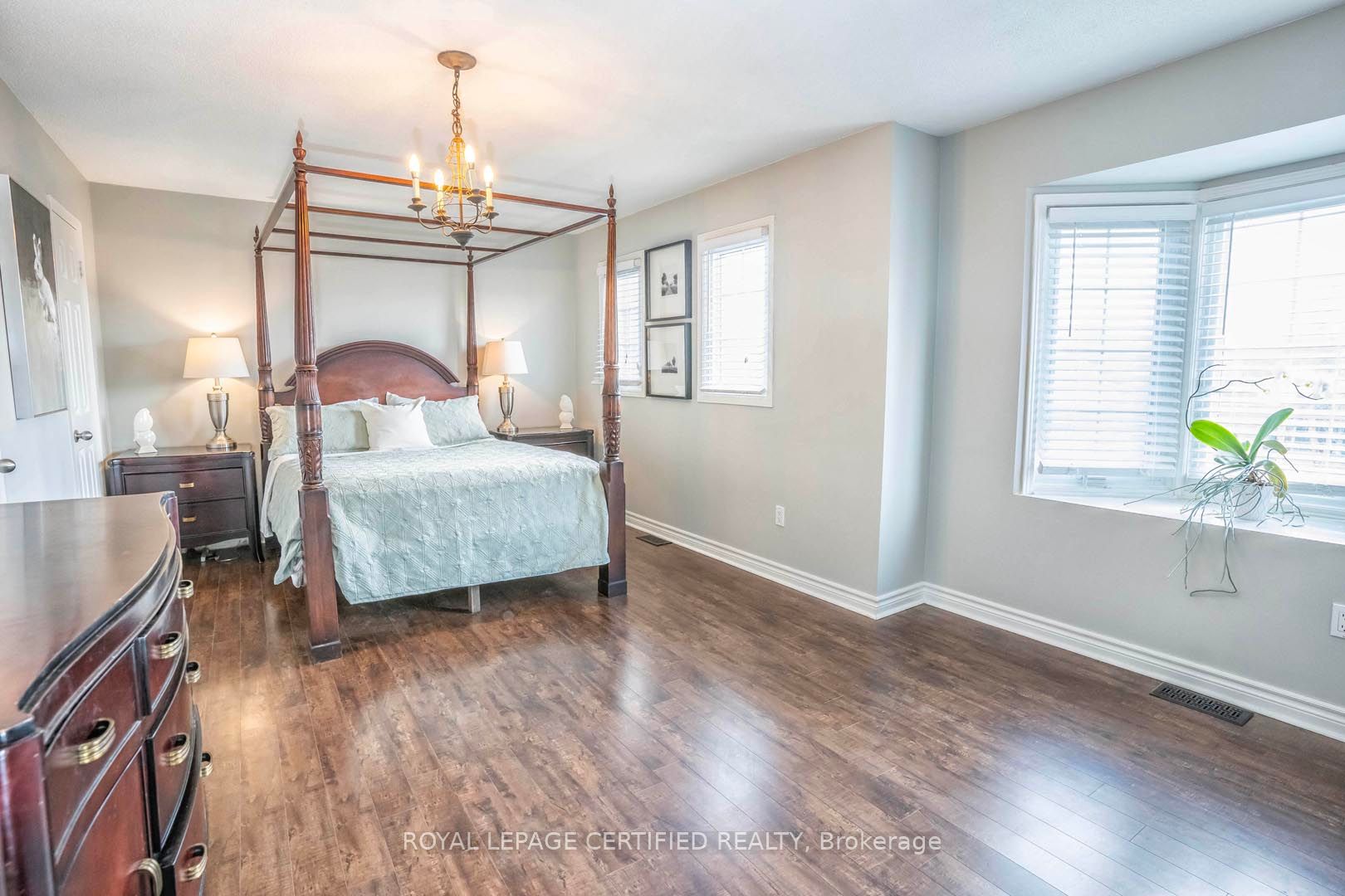 MLS #W12391628 image #24