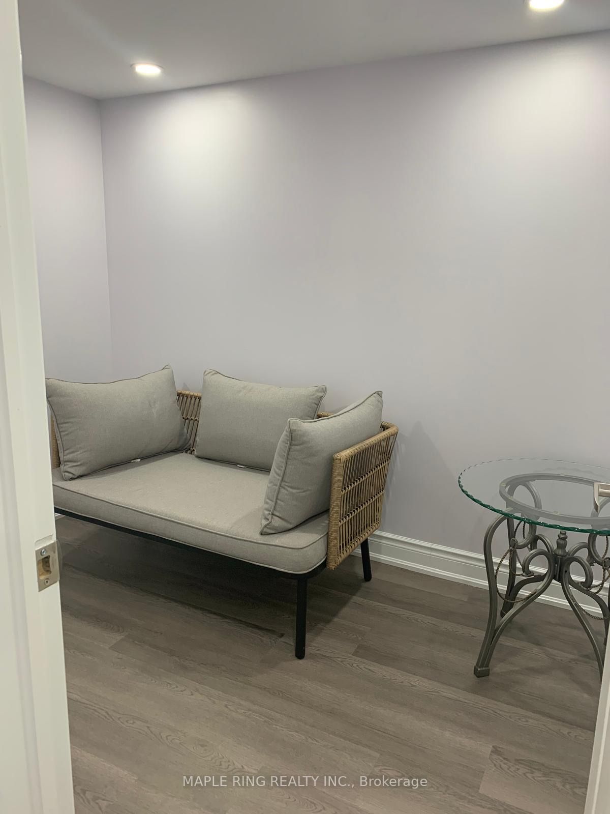 MLS #W12391929 image #11