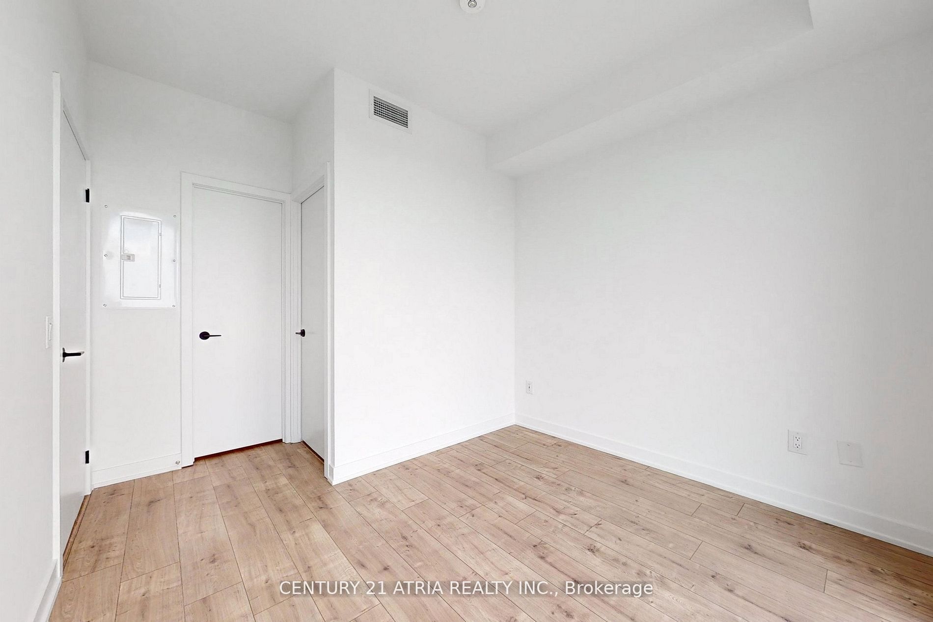 MLS #W12392020 image #17