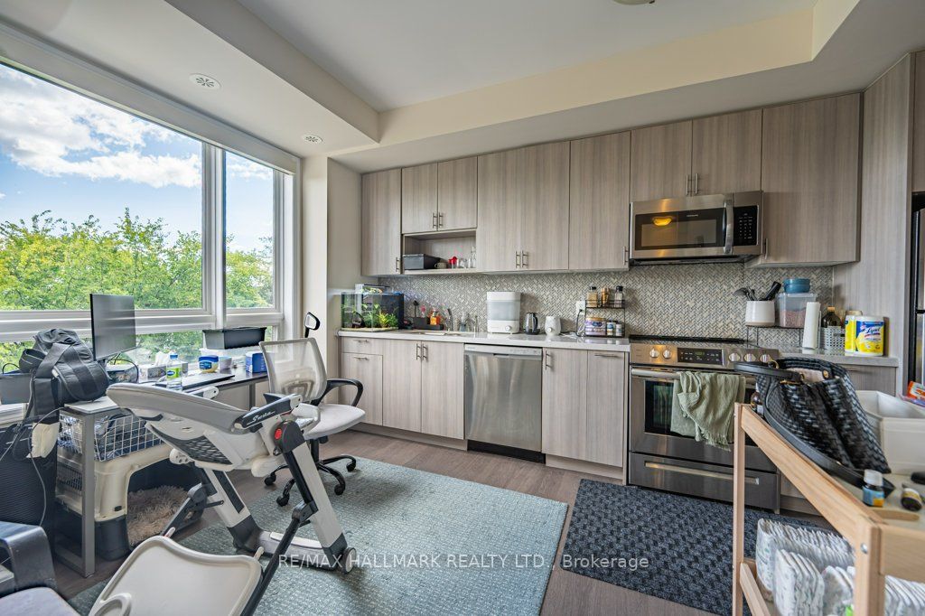 MLS #W12392341 image #1